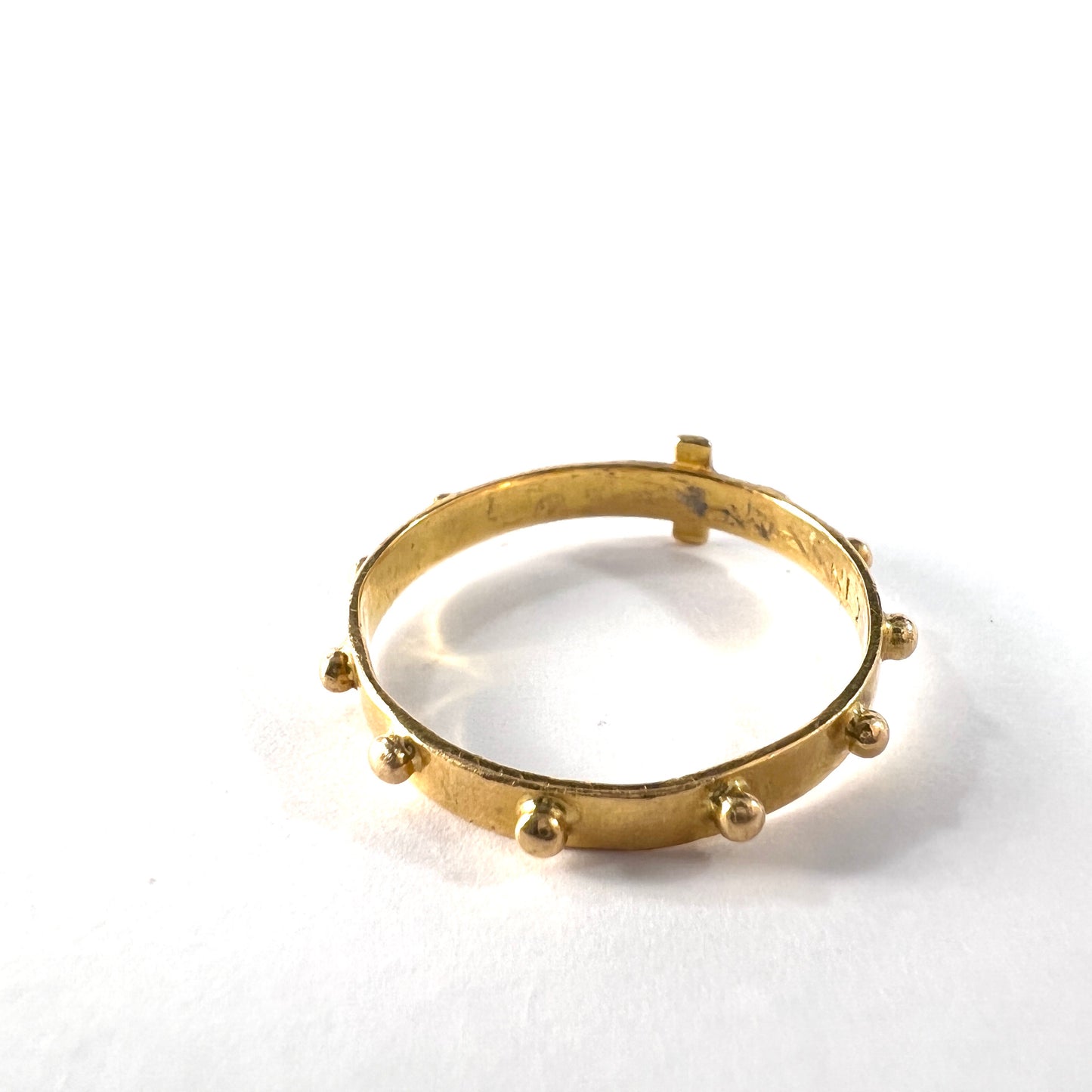 Vintage or Antique 18k Gold Cross Ring.