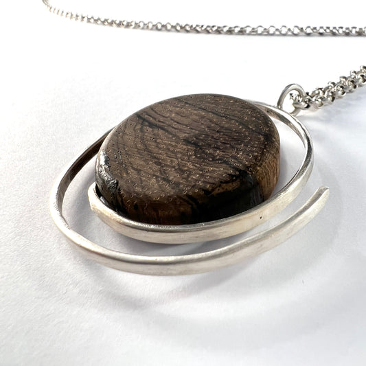 Aarikka, Finland 1962. Vintage Sterling Silver Ebony Pendant Necklace. Designer Pekka Ilmari Sarvanto