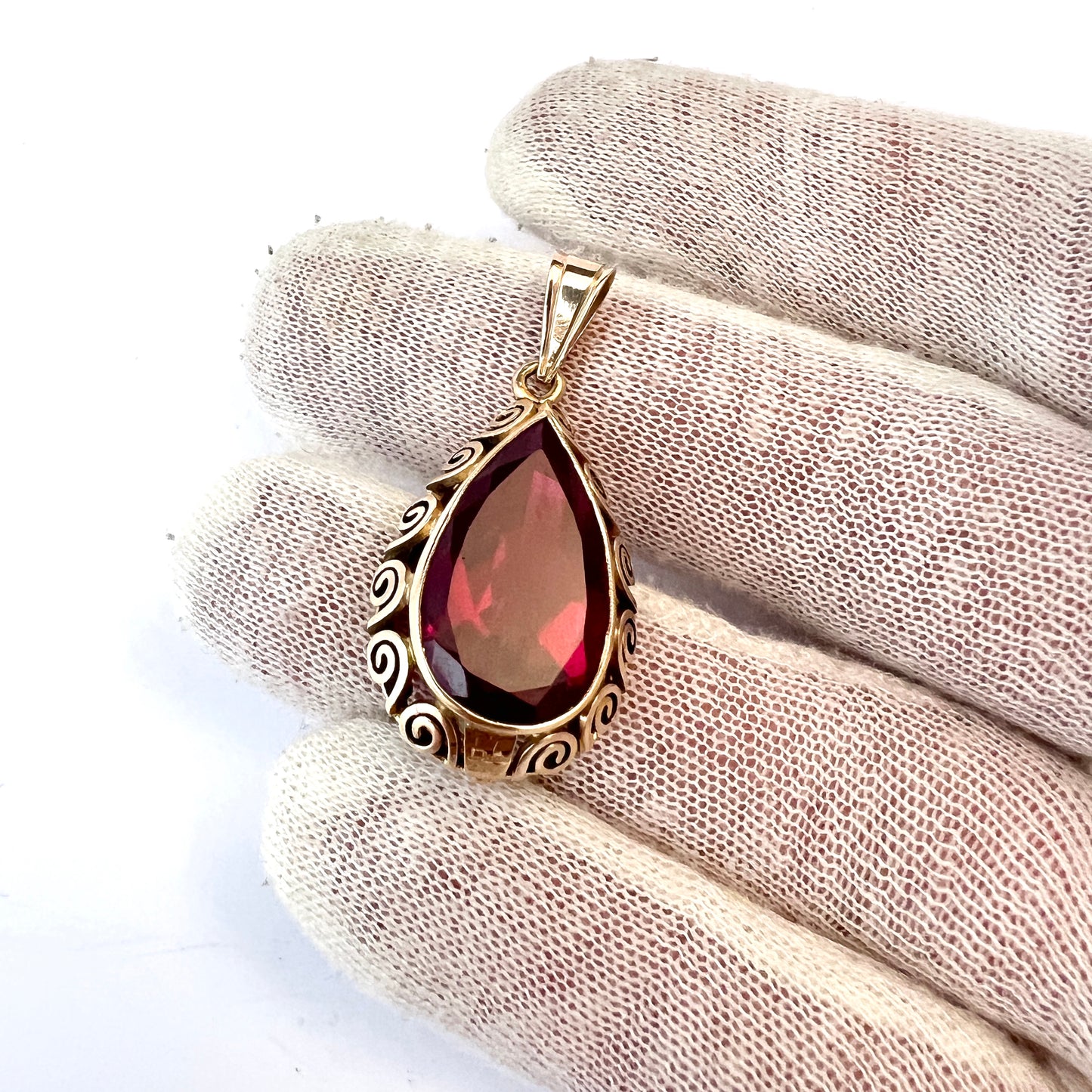 Vintage 1960s. 14k Gold Synthetic Ruby Pendant. Most Likely Poland