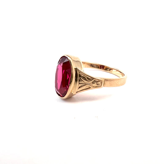 Soviet USSR. Vintage 14k Gold Synthetic Ruby Ring.