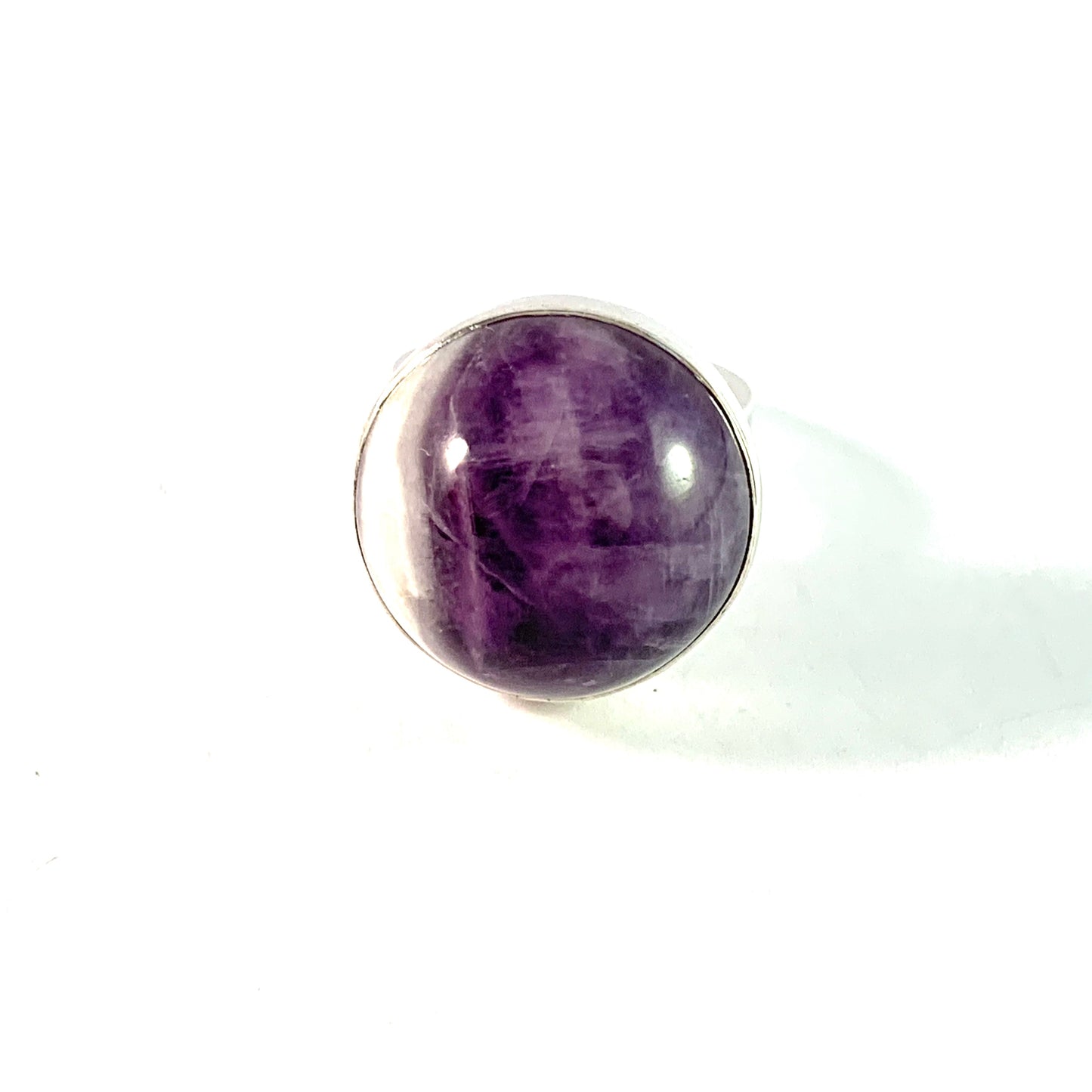 Elisabeth Nordskov Christiansen, Denmark 1970s. Sterling Silver Amethyst Ring. Signed.