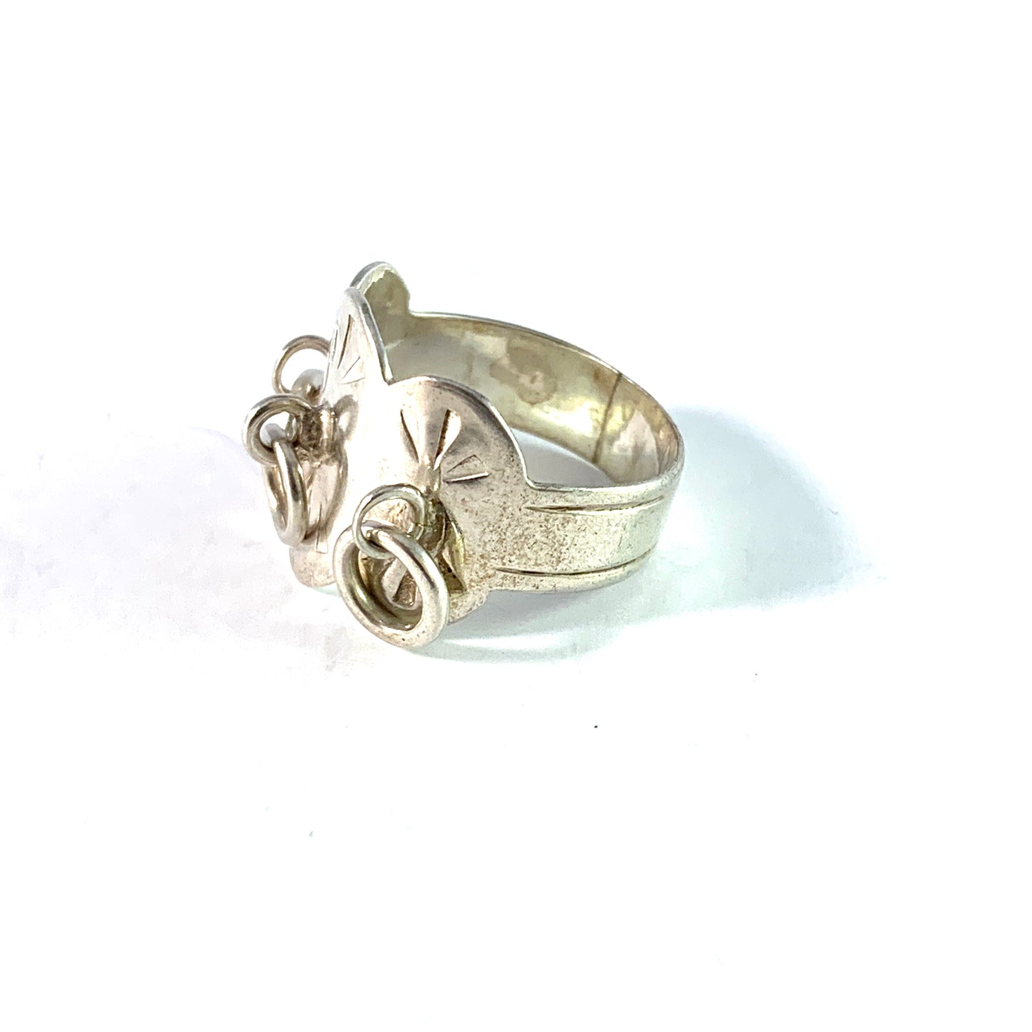 Finland, Vintage Solid Silver Traditional Sami Laplander Ring.