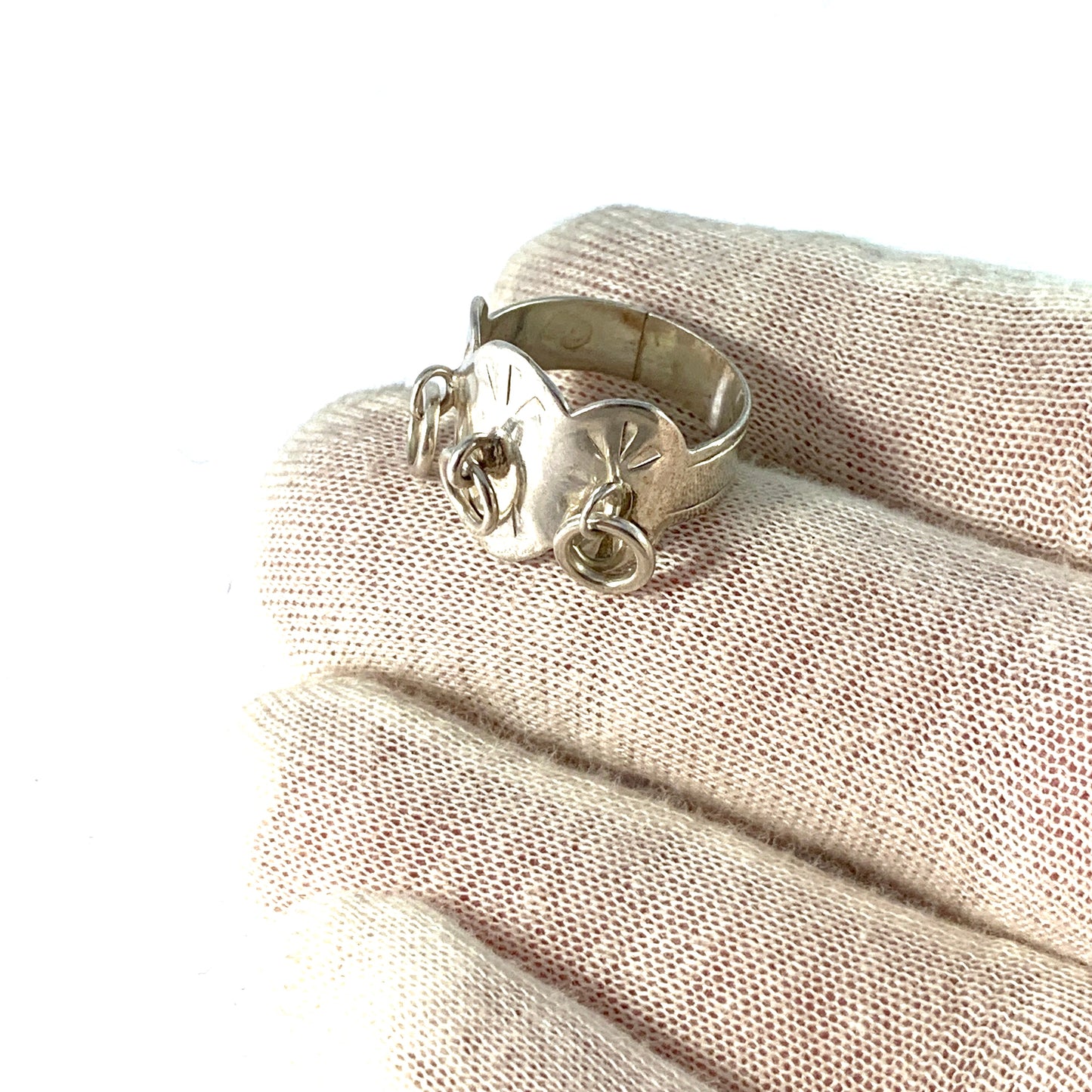 Finland, Vintage Solid Silver Traditional Sami Laplander Ring.