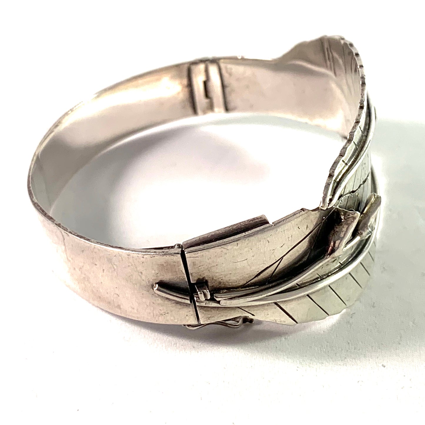 Kaplan, Stockholm year 1955 Mid Century Large Sterling Silver Open/Close Bangle Bracelet