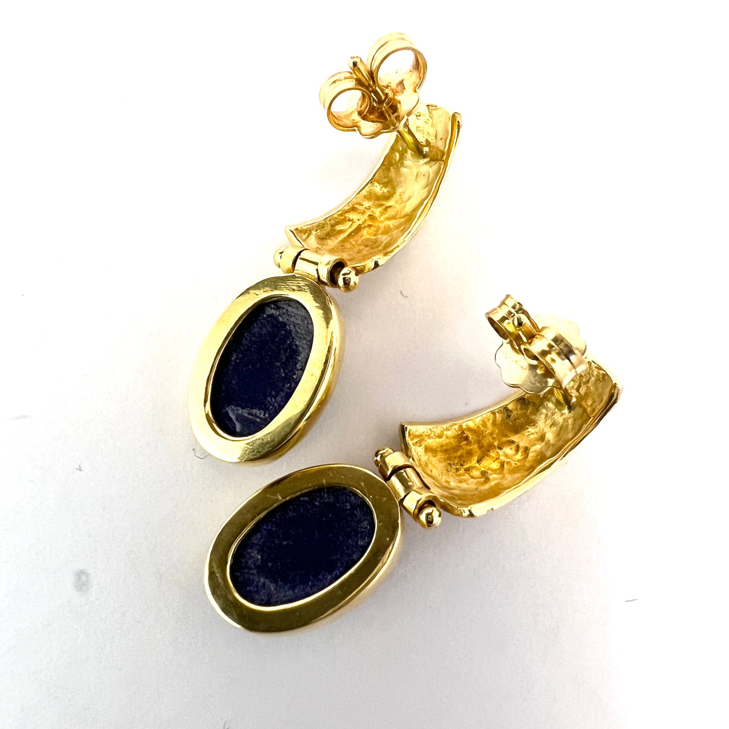 Vicenza, Italy. Vintage 18k Gold Lapis Lazuli Earrings.