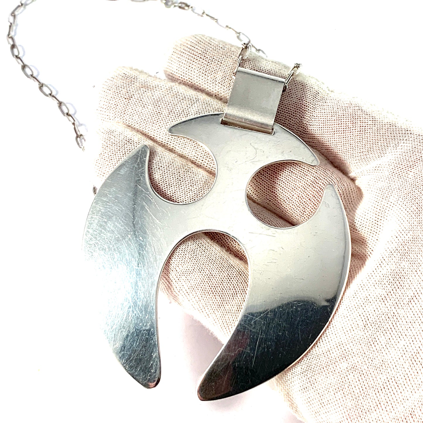 Kaplan, Sweden year 1970. Huge Solid Silver Space Age Alien? Pendant Necklace.