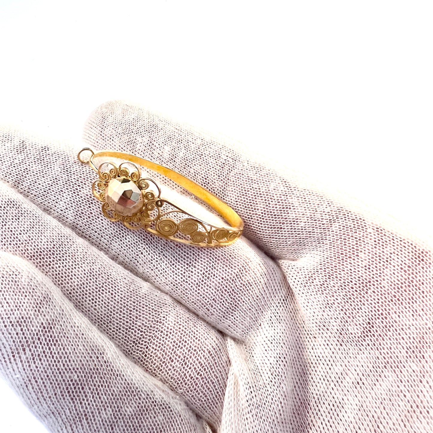 C Zetterström, Sweden year 1796. Antique Georgian 18k Gold Large Single Earring.