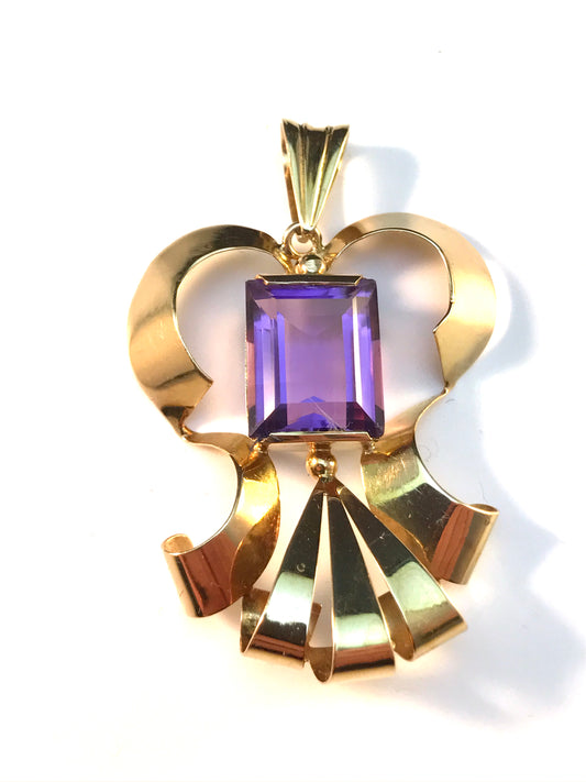 Mid Century 18k Gold Amethyst Pendant. vintage jewelry