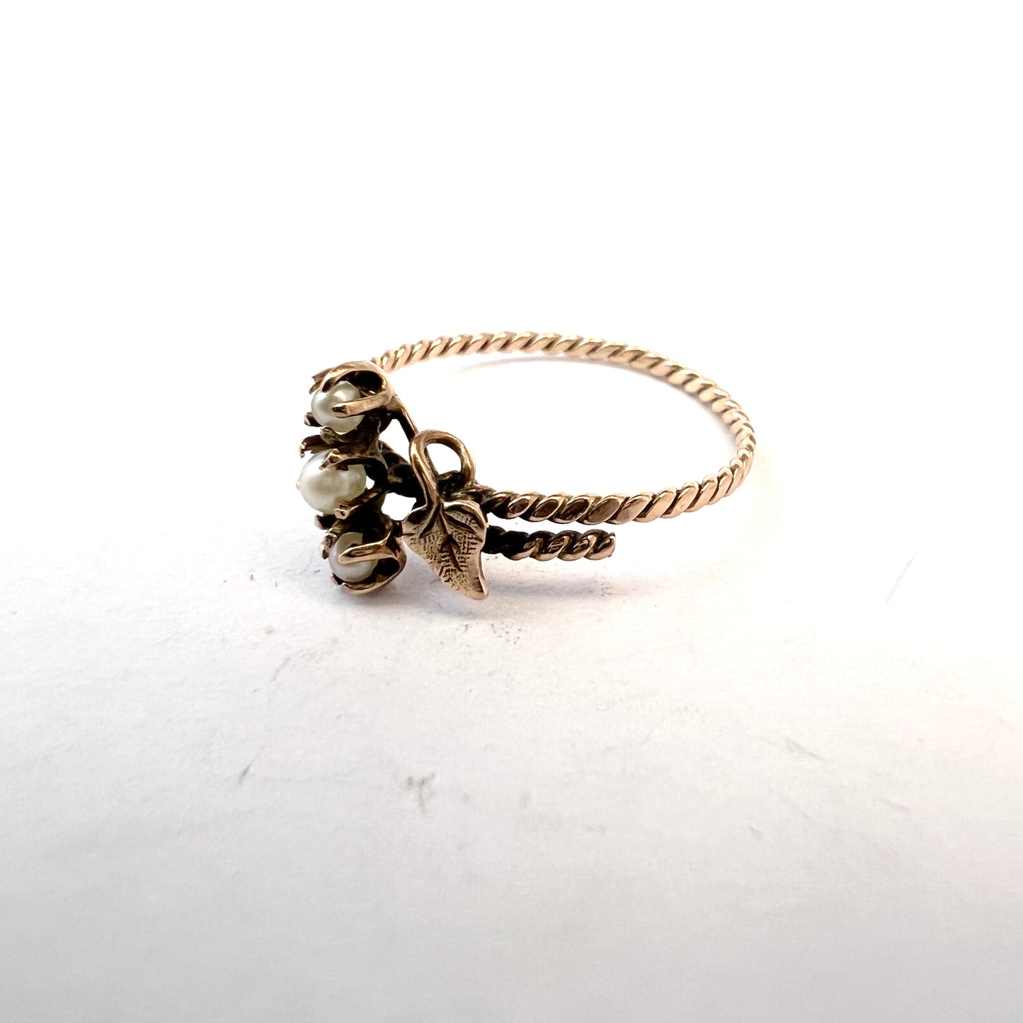 Antique 14k Gold Seed Pearl Ring.