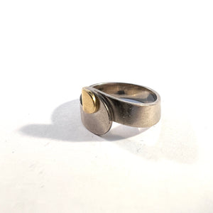 Vintage Modernist 18k White and Yellow Gold Ring. Makers Mark. 5.8gram