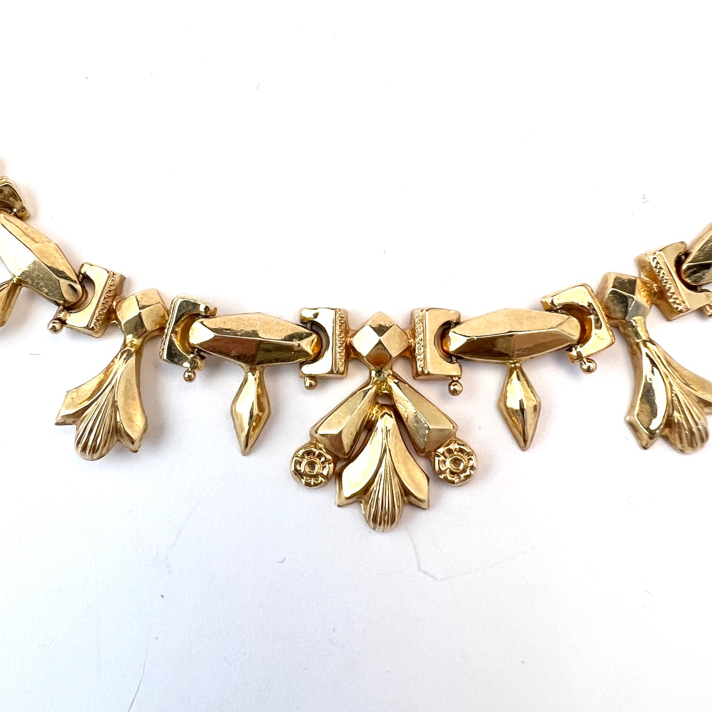 Frasson Amalia di Giulio, Vicenza Italy 1950s. Vintage 18k Gold Necklace.