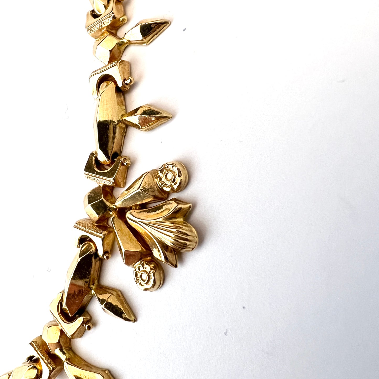 Frasson Amalia di Giulio, Vicenza Italy 1950s. Vintage 18k Gold Necklace.