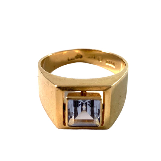 Mid Century 18k Gold Synthetic Spinel Ring.