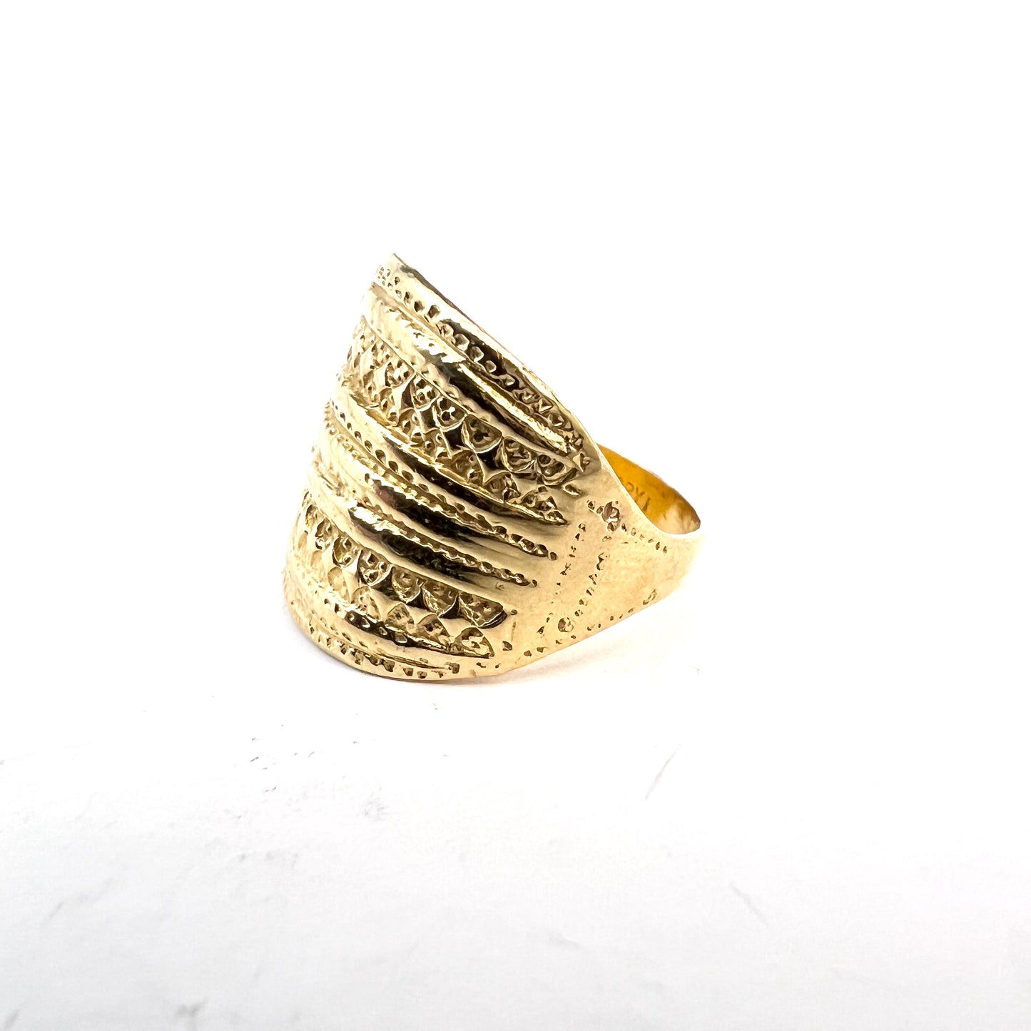 Bengt Hallberg, Sweden. Vintage 18k Gold Viking Copy Ring.