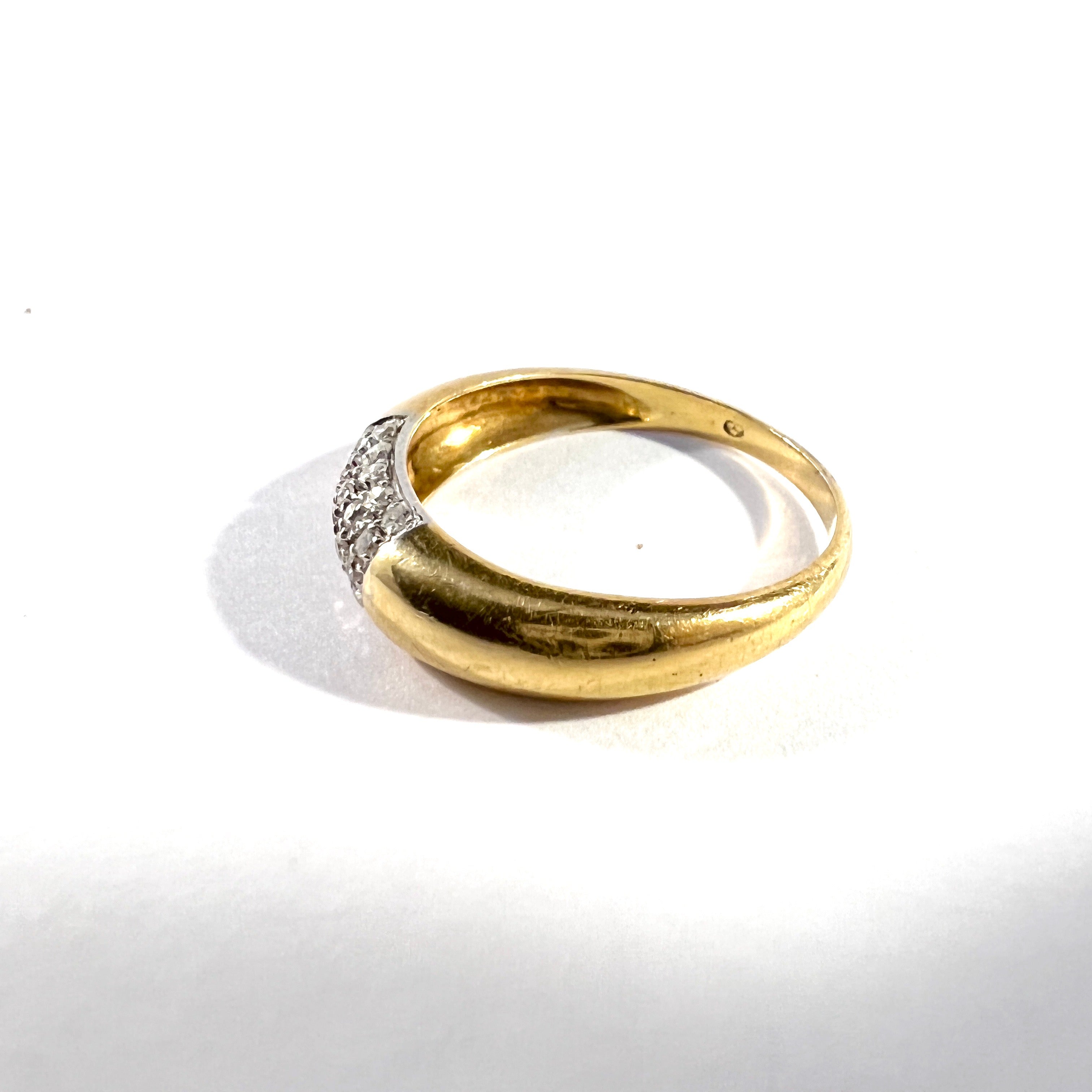 Sweden. Vintage 18k Gold Diamond Cluster Ring.