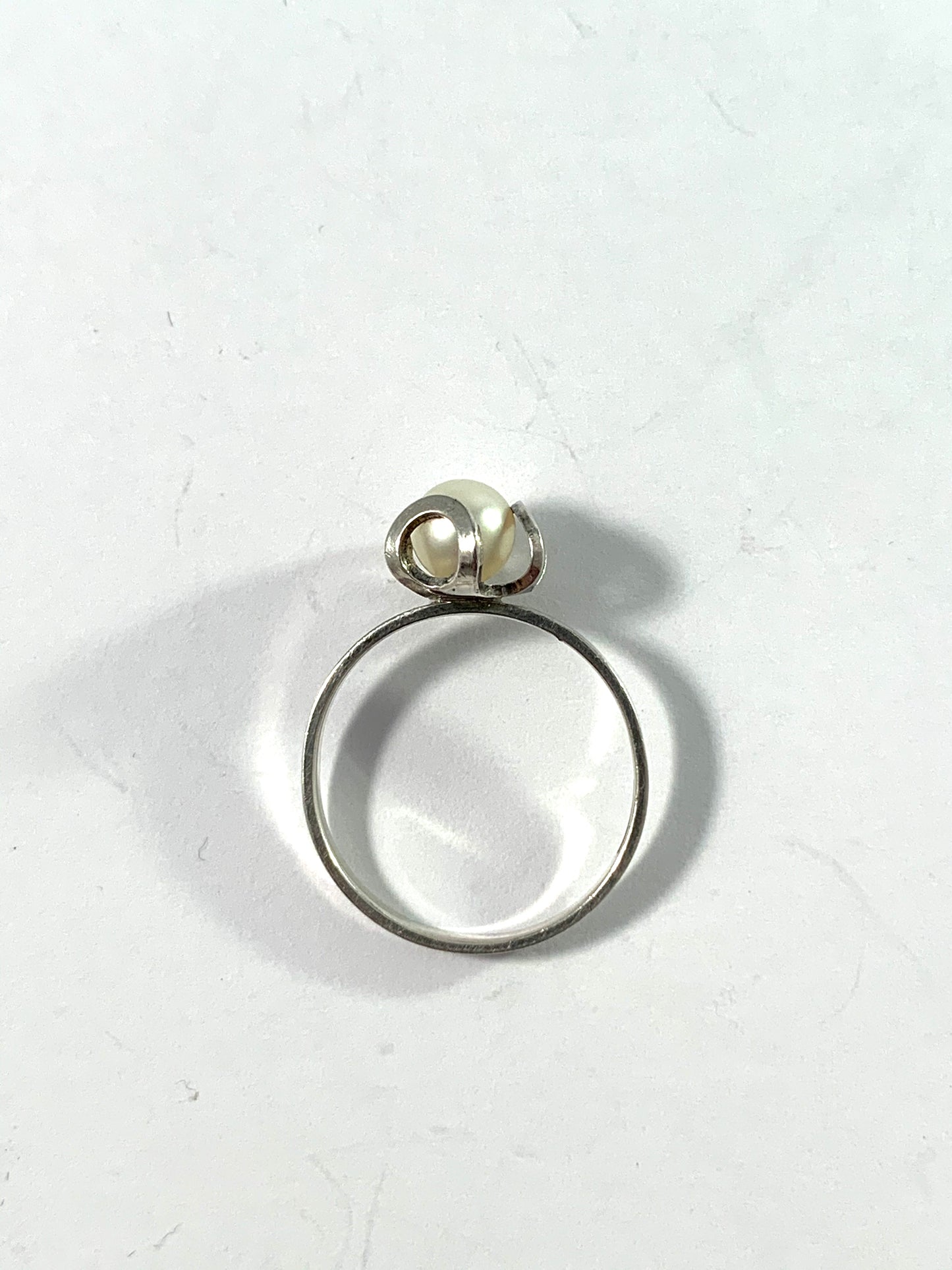 Elis Kauppi,  Kupittaan Kulta Finland 1950-60s Sterling Silver Cultured Pearl Ring.