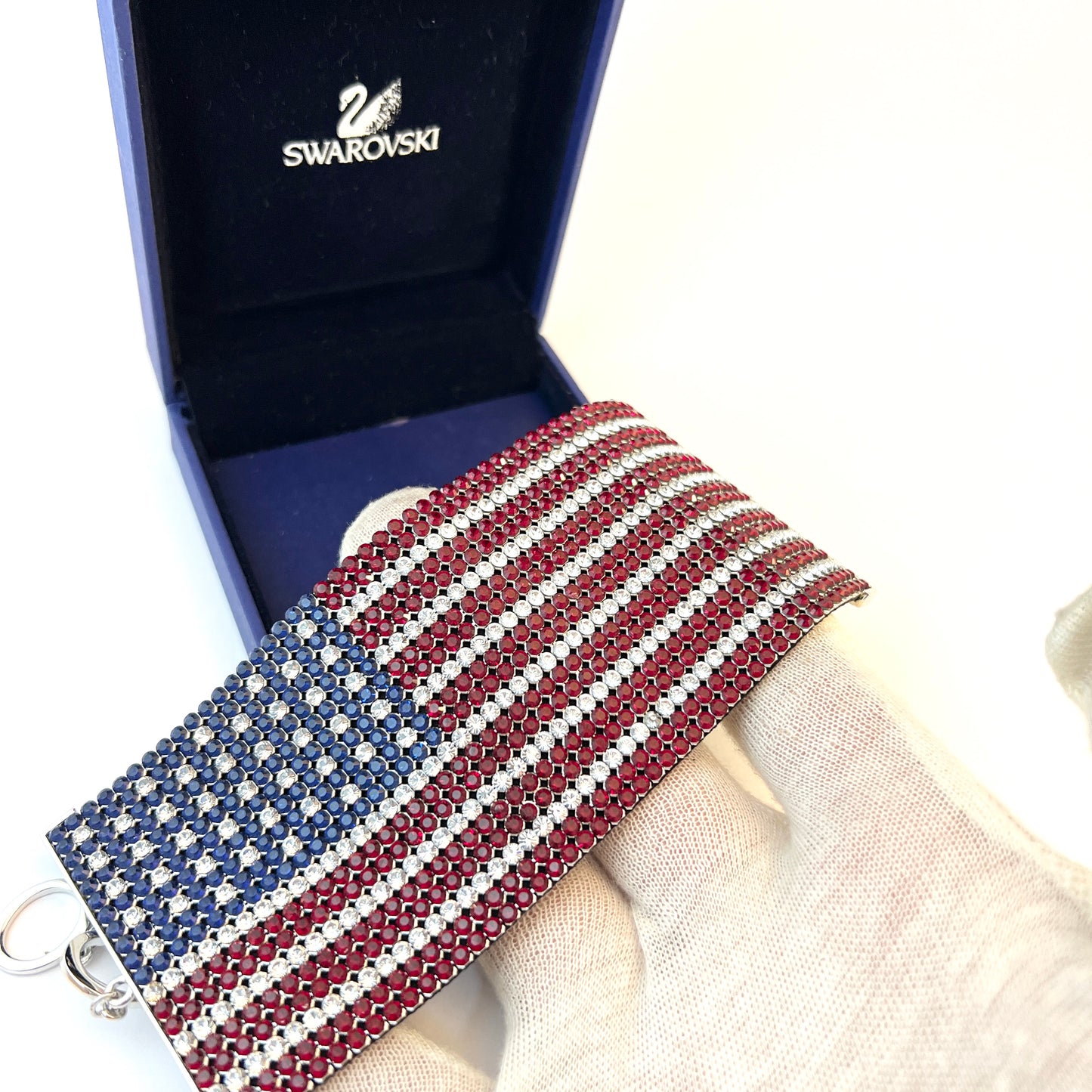 Swarovski. Large USA Flag Costume Jewelry Bracelet.
