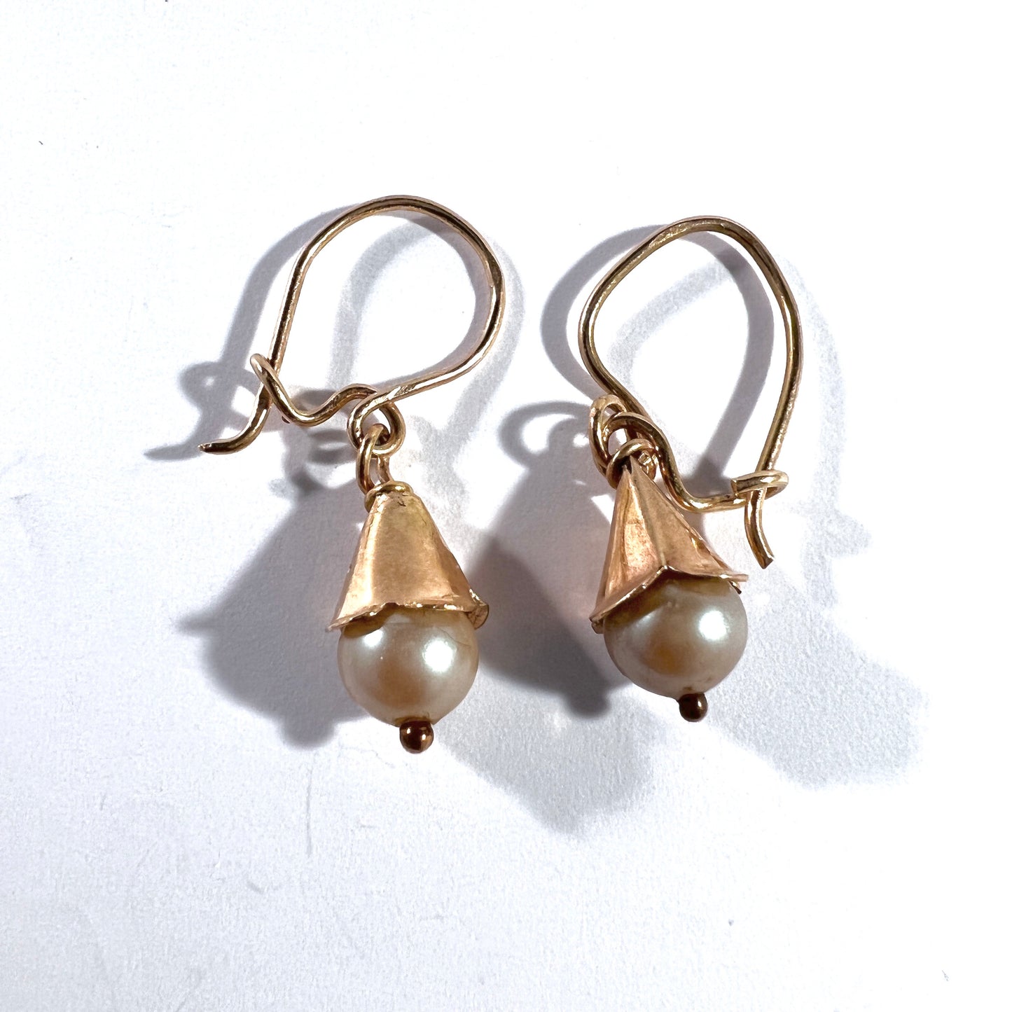 Vintage 14k Gold Pearl Earrings