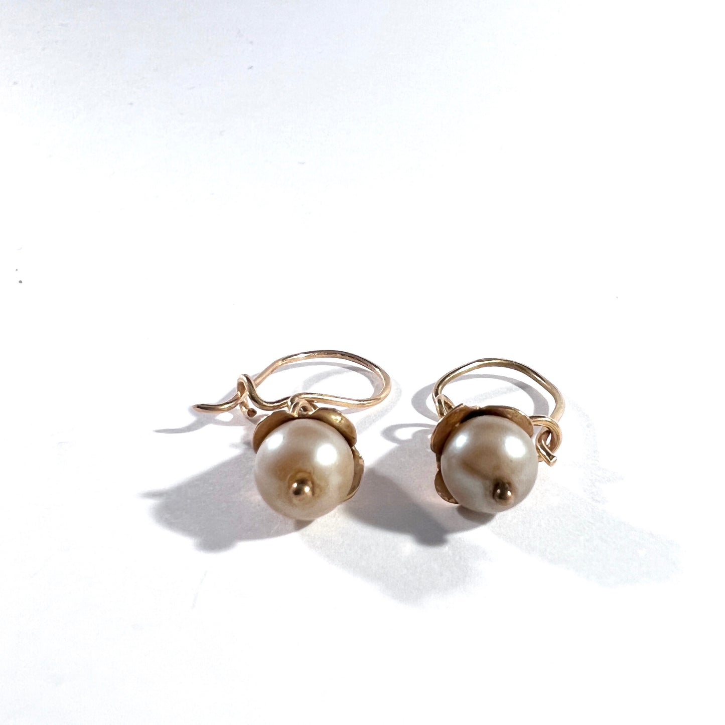 Vintage 14k Gold Pearl Earrings