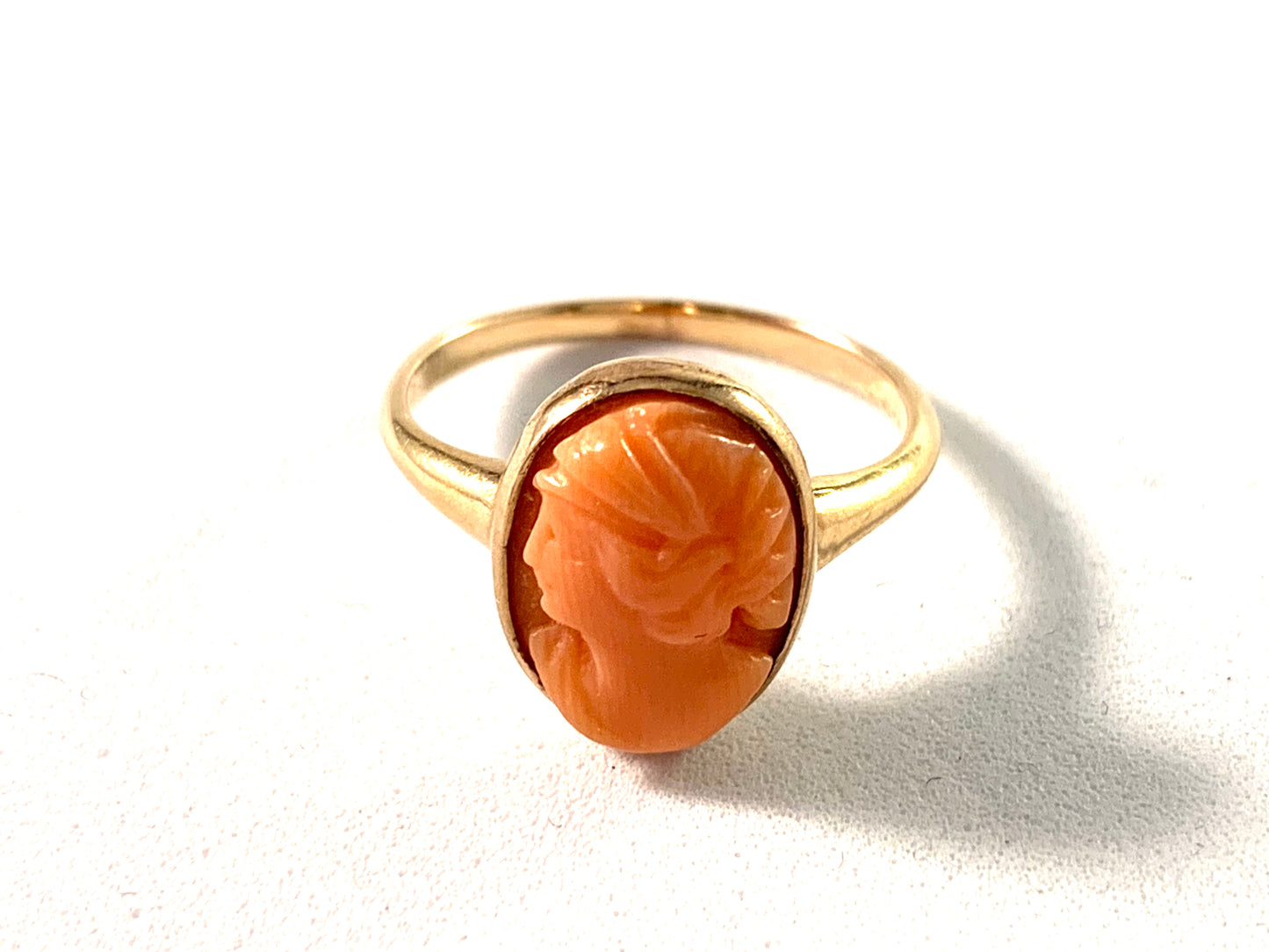 Mid Century 14k Gold Carved Coral Cameo Ring