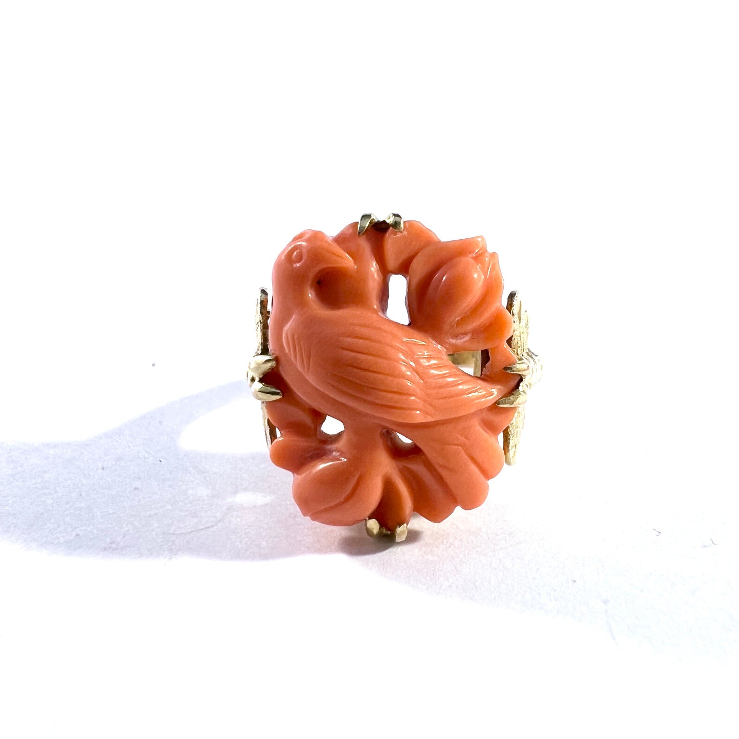 China, Vintage 14k Gold Carved Coral Bird Dragonfly Ring.