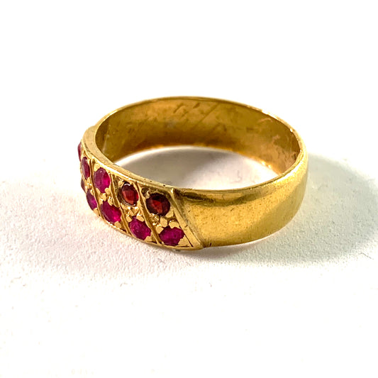 Edwardian year 1905, Swedish 23k Gold Garnet Paste Ring