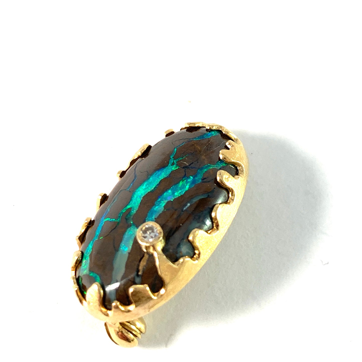 Sengels Guldsmedja, Sweden 1977. Vintage 18k Gold Boulder Opal Diamond Brooch.