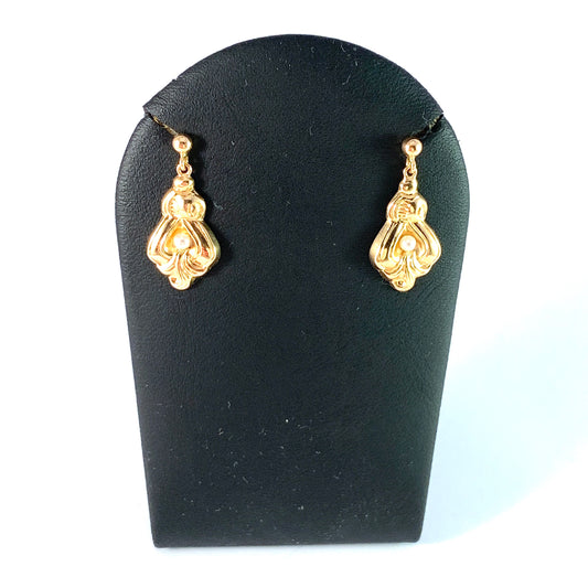 Nordiska Affineriet, Sweden. Vintage Mid Century 18k Gold Seed Pearl Earrings.