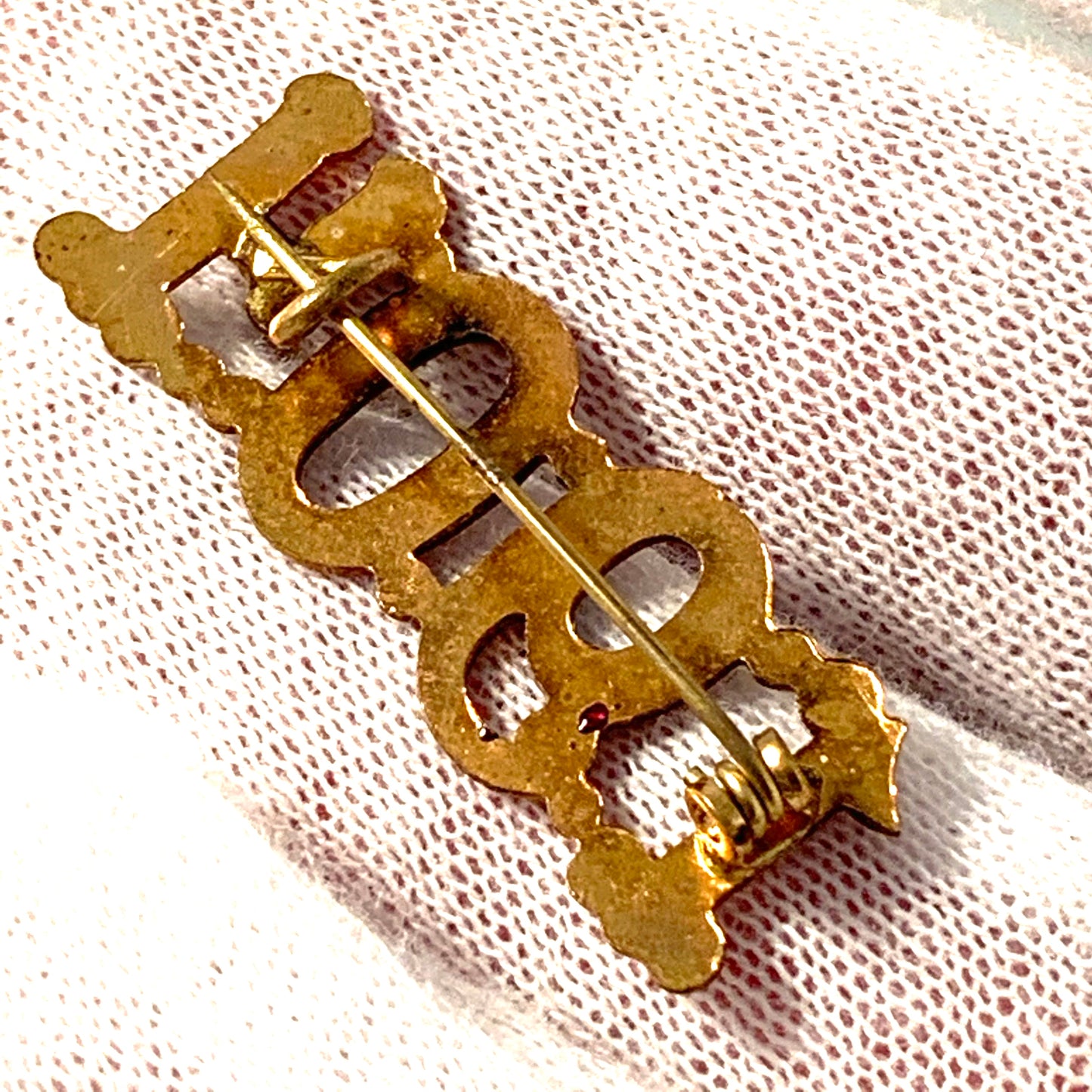 Antique Enamel Yellow Metal Date Brooch Pin. 1904.