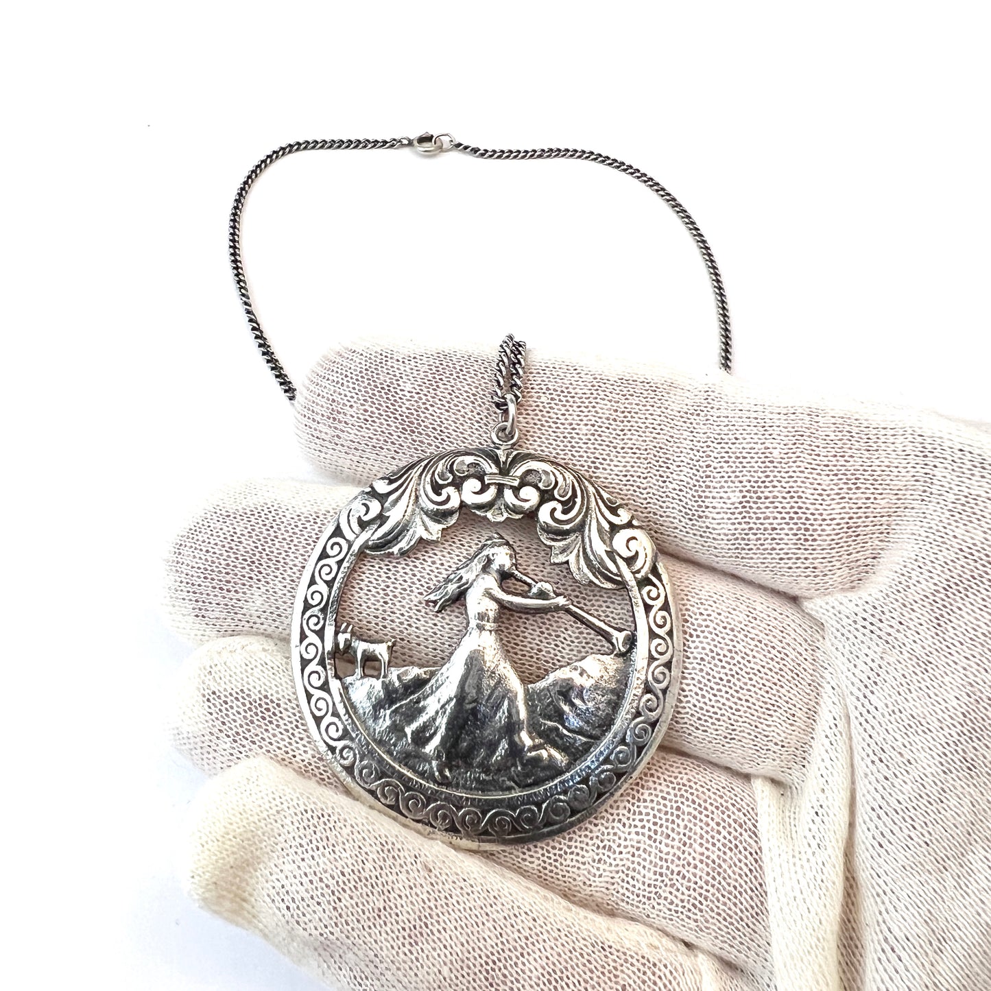Norway Early 1900s Solid 830 Silver Pendant Necklace.