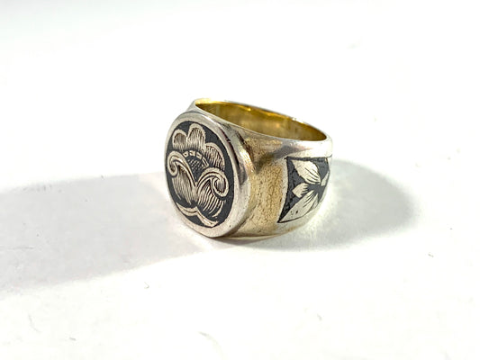 Russia, Soviet Era 1950-60s Mid Century Solid Silver Niello Ring.