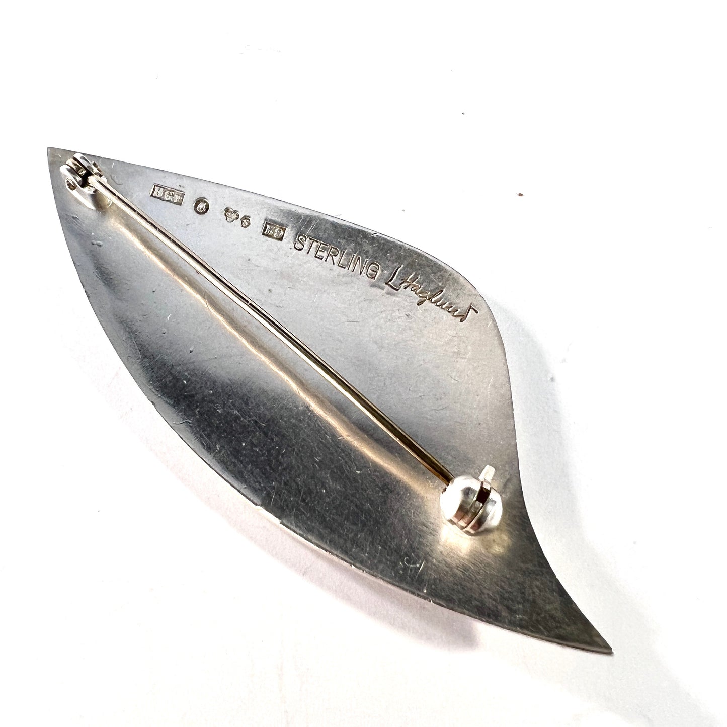 L Haglund for Hedbergs, Sweden 1955. Mid Century Modern Sterling Silver Brooch. Signed.