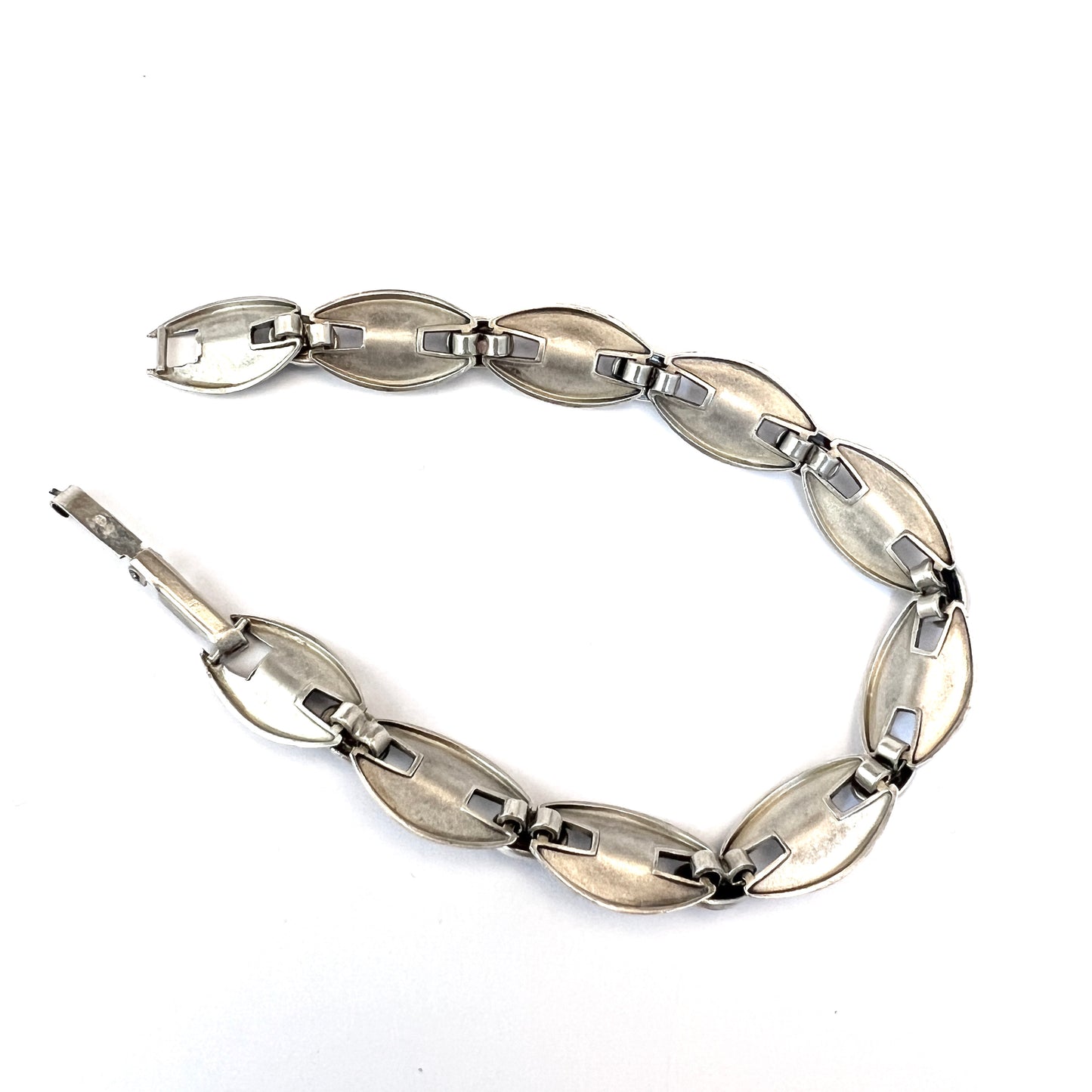 K&L-Kordes Lichtenfels, Germany 1960s Solid 835 Silver Chalcedony Bracelet.