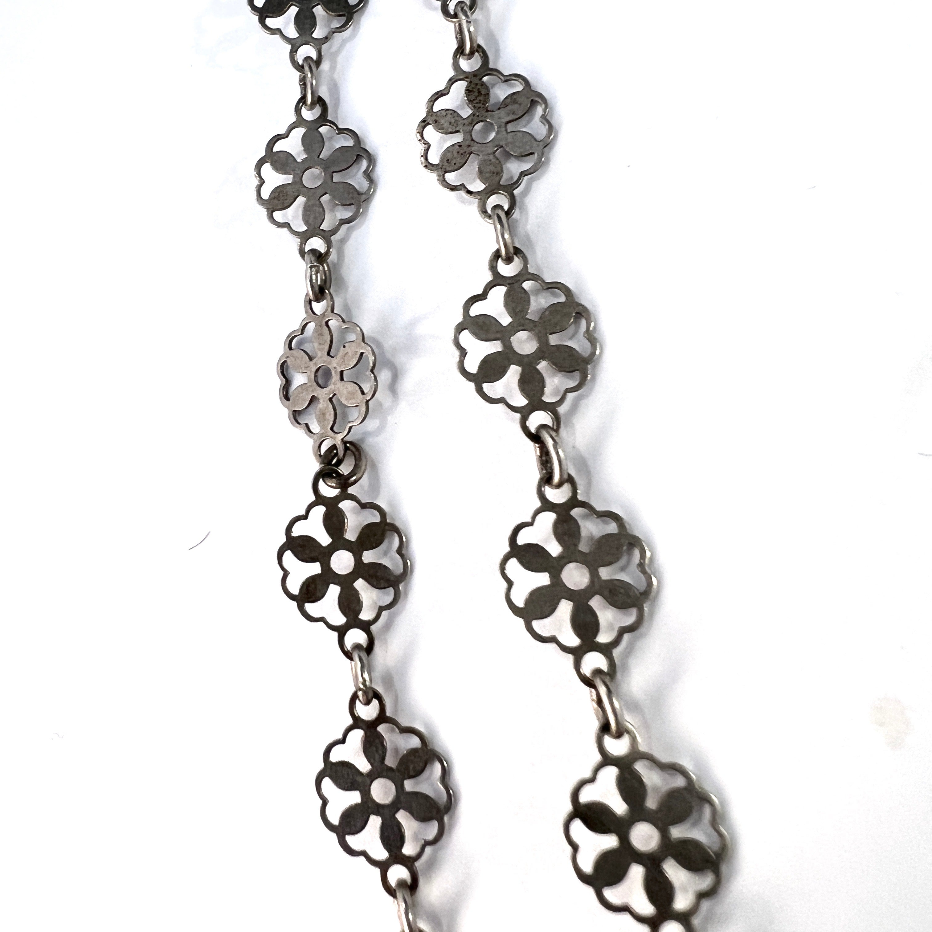 Sweden. Antique Solid Silver 60 inch Longuard Chain Necklace.