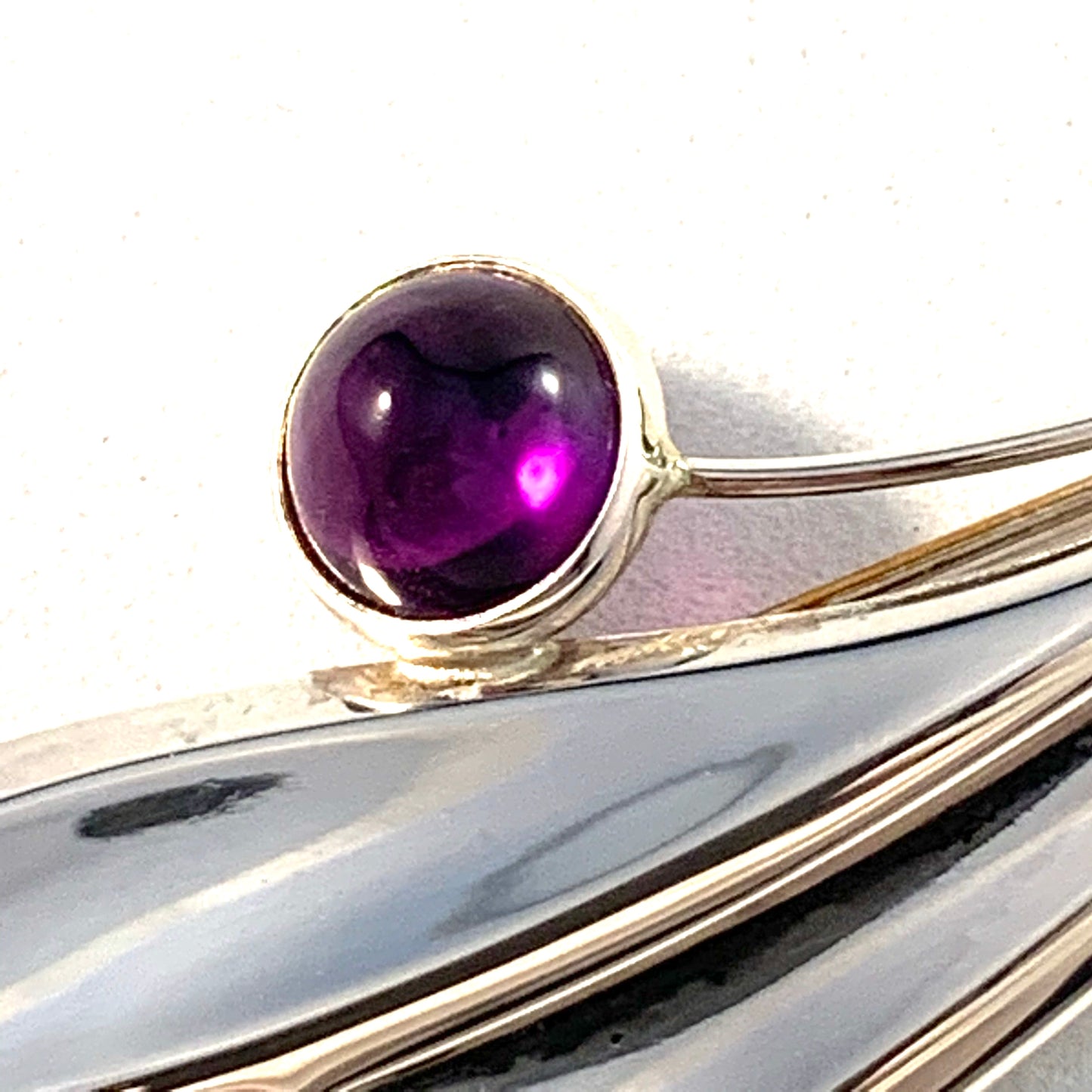 Elis Kauppi, Kupittaan Kulta Finland 1960s Silver Amethyst Brooch