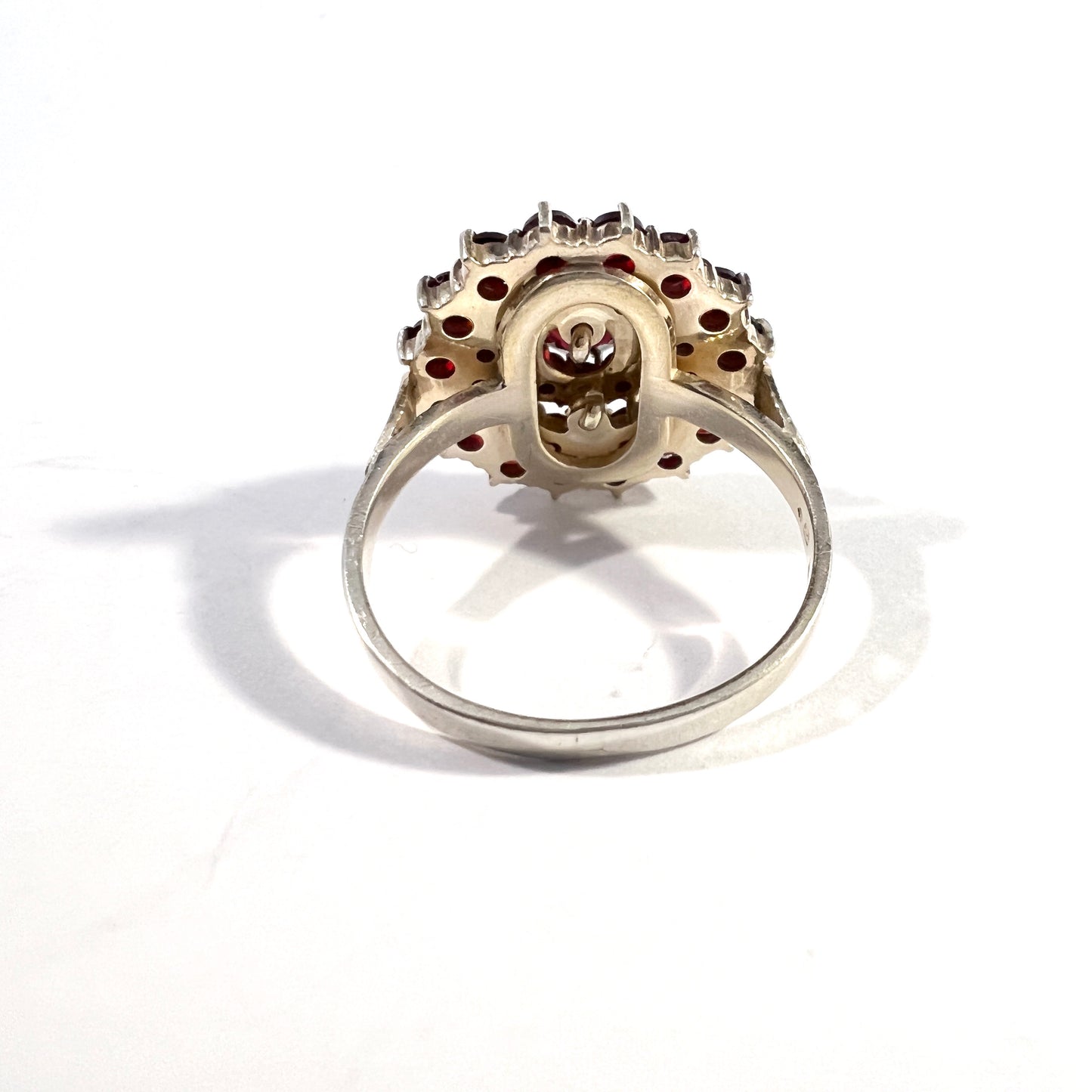 Vintage Mid Century Solid 830 Silver Garnet Cluster Ring.