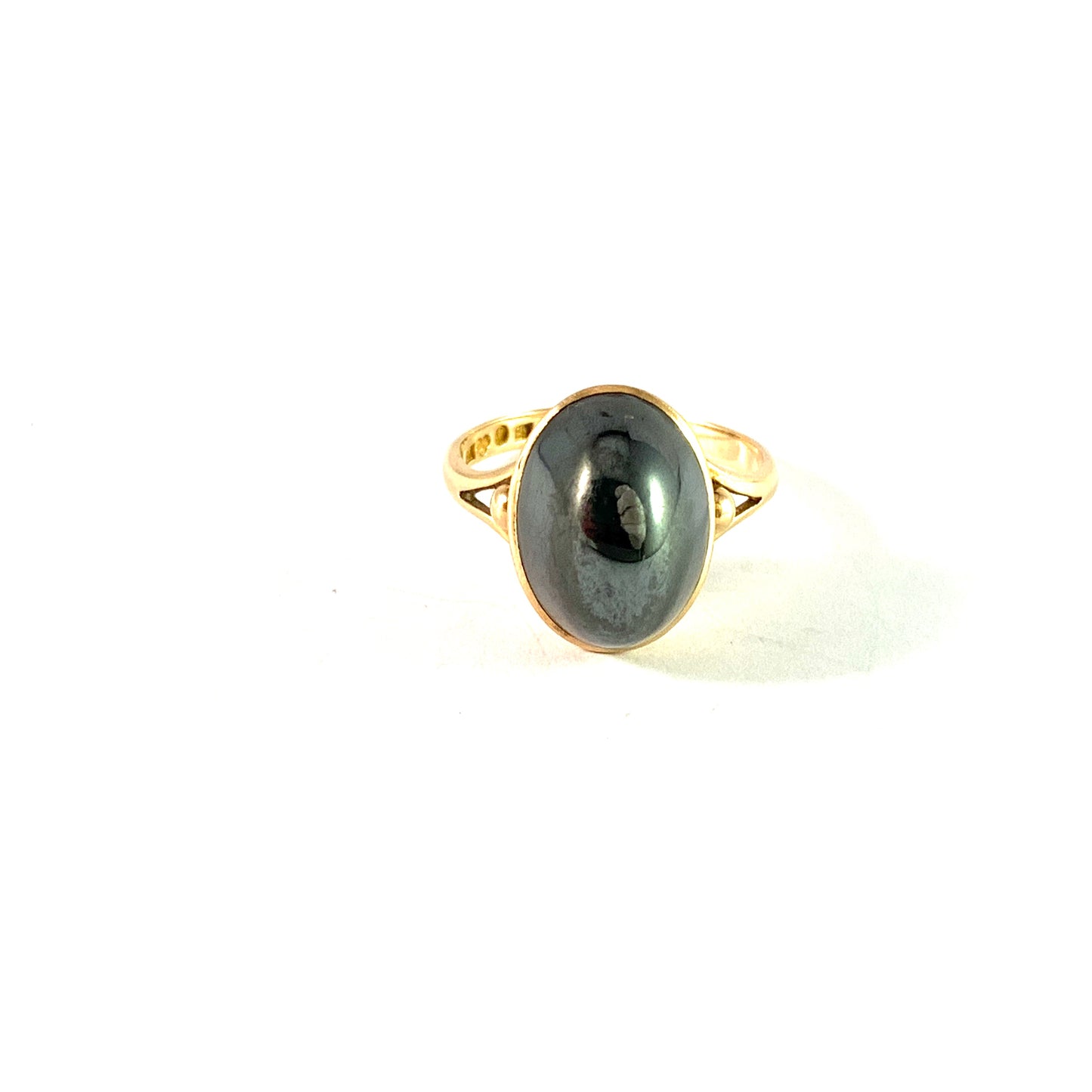 J Petersson, Stockholm, Sweden 1953. Vintage 18k Gold Hematite Ring.