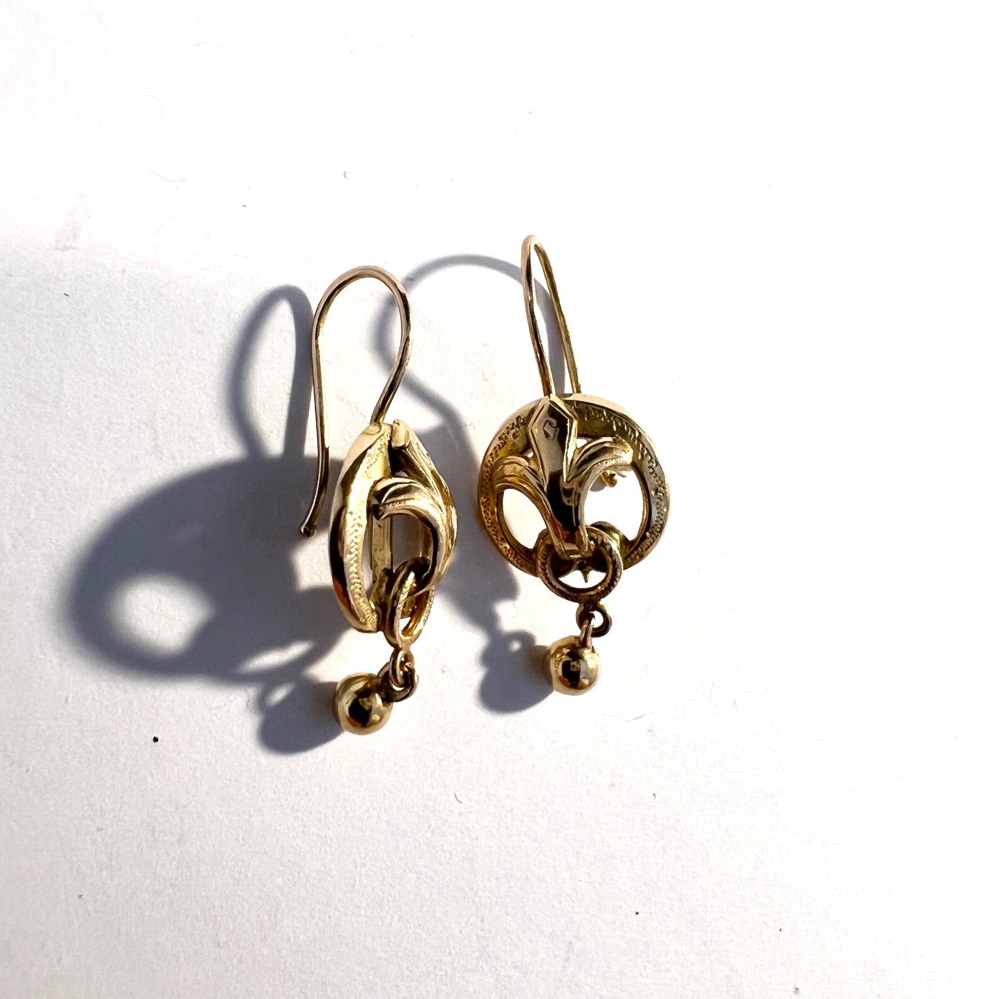 Antique c year 1900. 18k Gold Earrings. Possibly France.