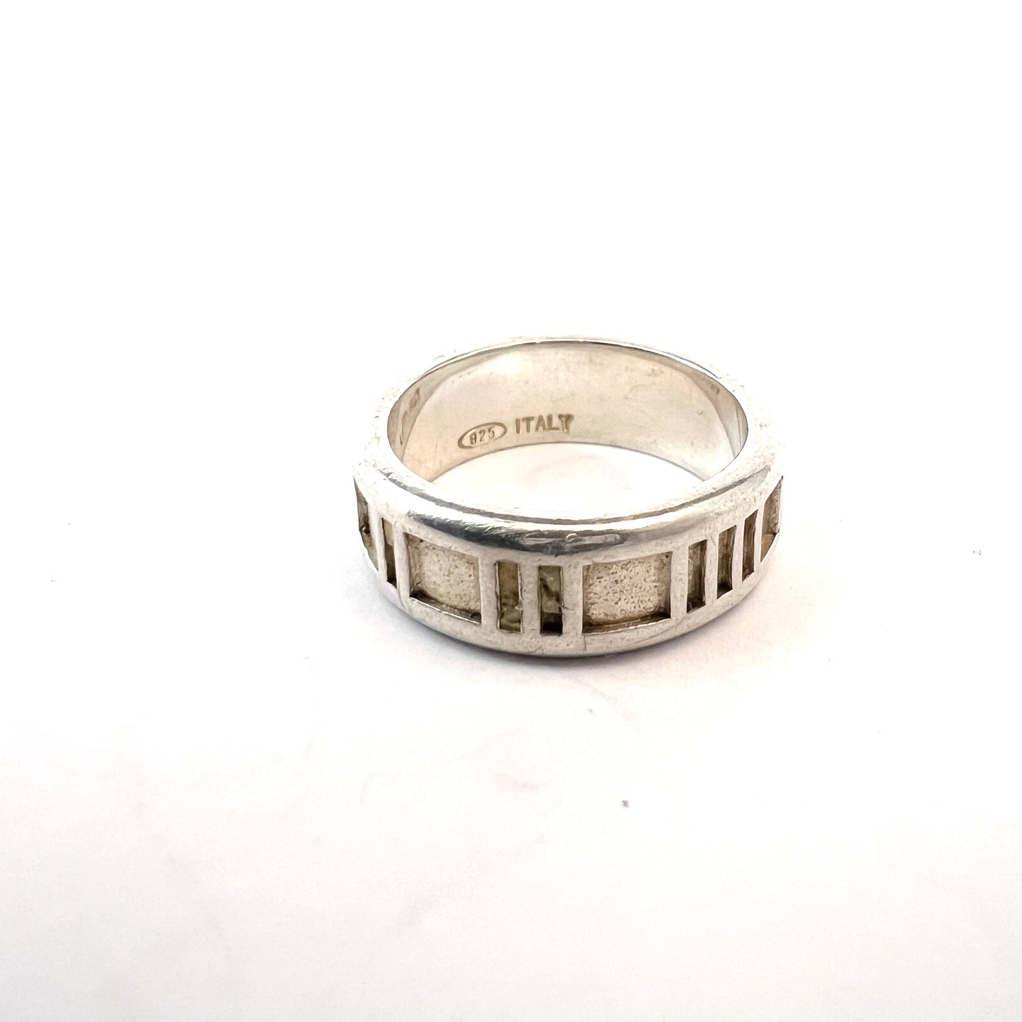 Tiffany & Co. Vintage Sterling Silver Atlas Ring Band.