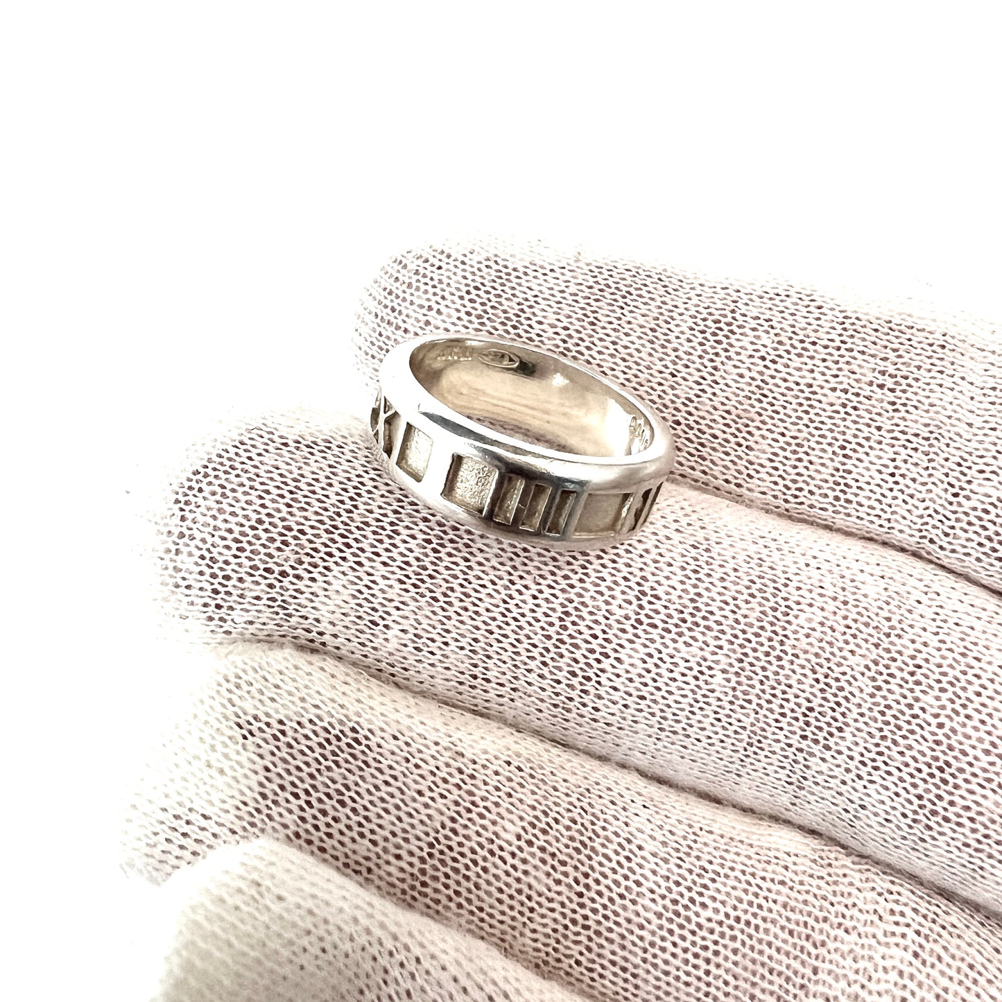 Tiffany & Co. Vintage Sterling Silver Atlas Ring Band.