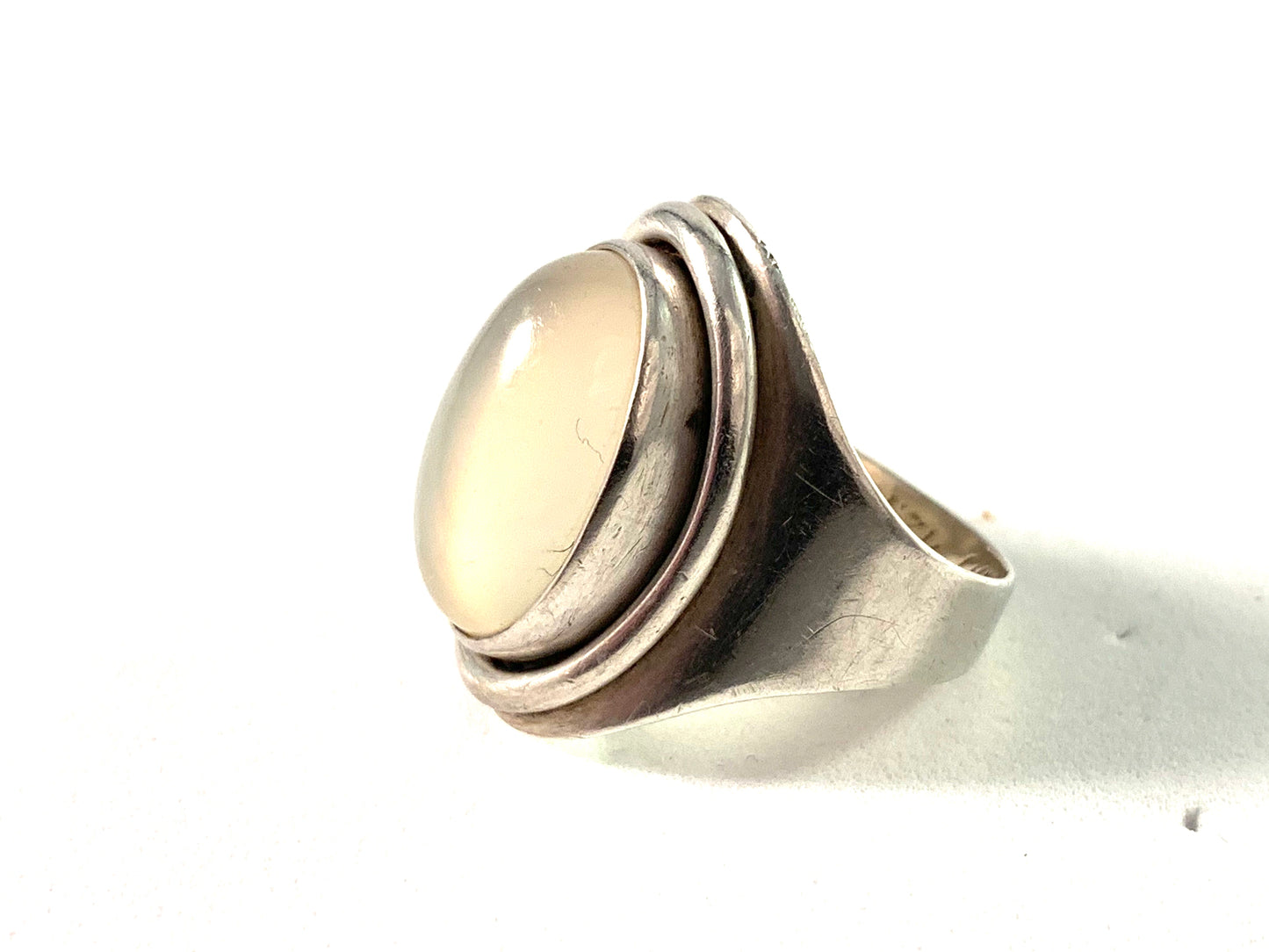 Vintage Mid Century Modern Silver Moonstone Ring.