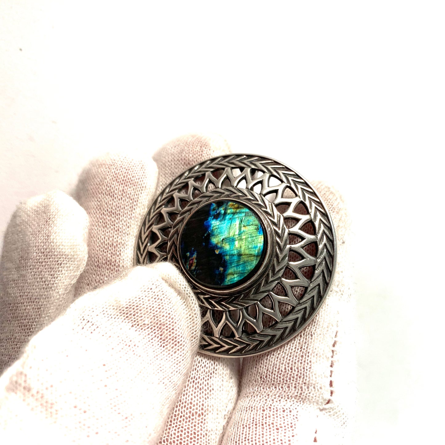 Kalevala Koru, Finland Vintage Sterling Silver Labradorite Brooch.