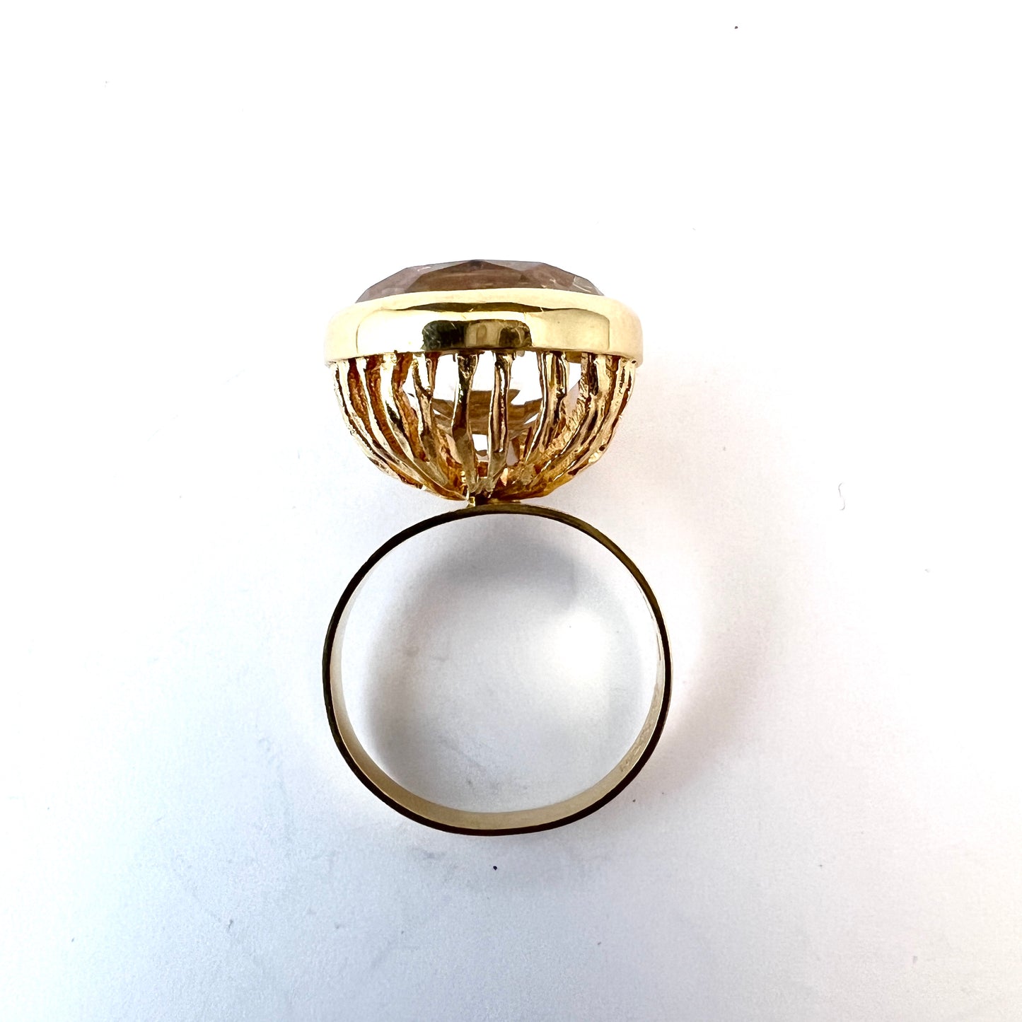 Bengt Hallberg, Sweden 1974. Bold Vintage 18k Gold Rock Crystal Ring.