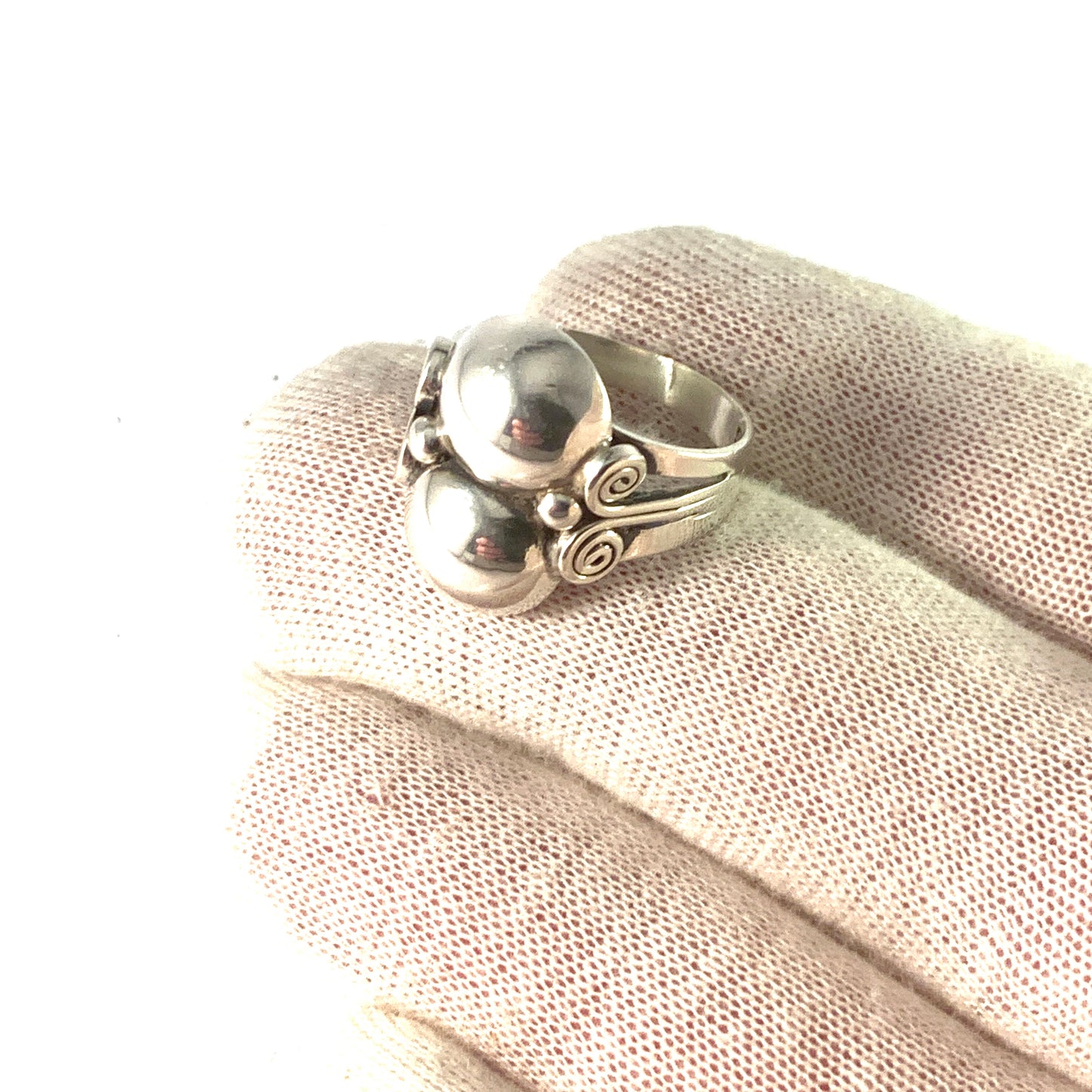 Julius A.L. Klagenborg, Copenhagen Denmark 1940-50s Solid Silver Ring.