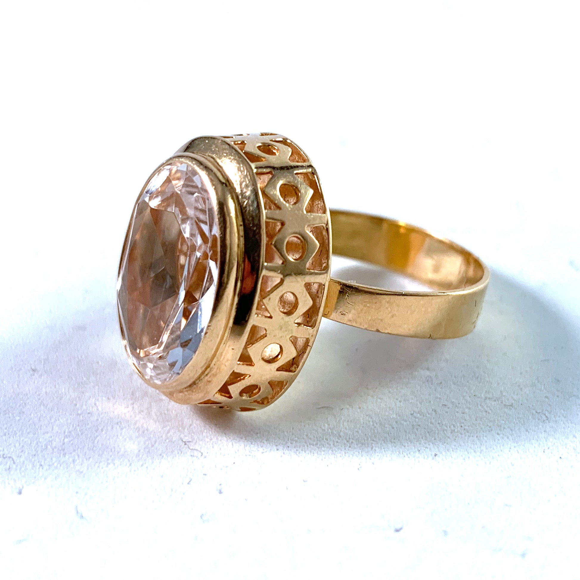 Modernist 18k Gold Rock Crystal Ring