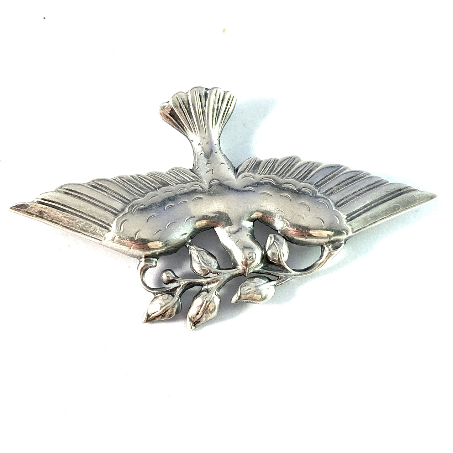 G Dahlgren, Sweden 1944. WW2-Era Sterling Silver Peace Dove Brooch.