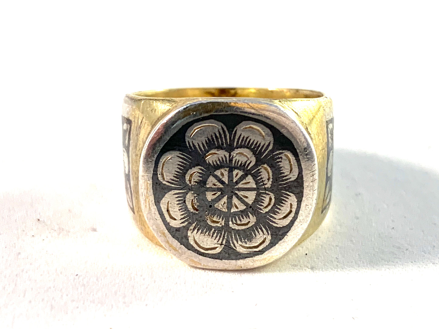 Russia, Soviet Era Vintage 1950-60s Silver Niello Ring.