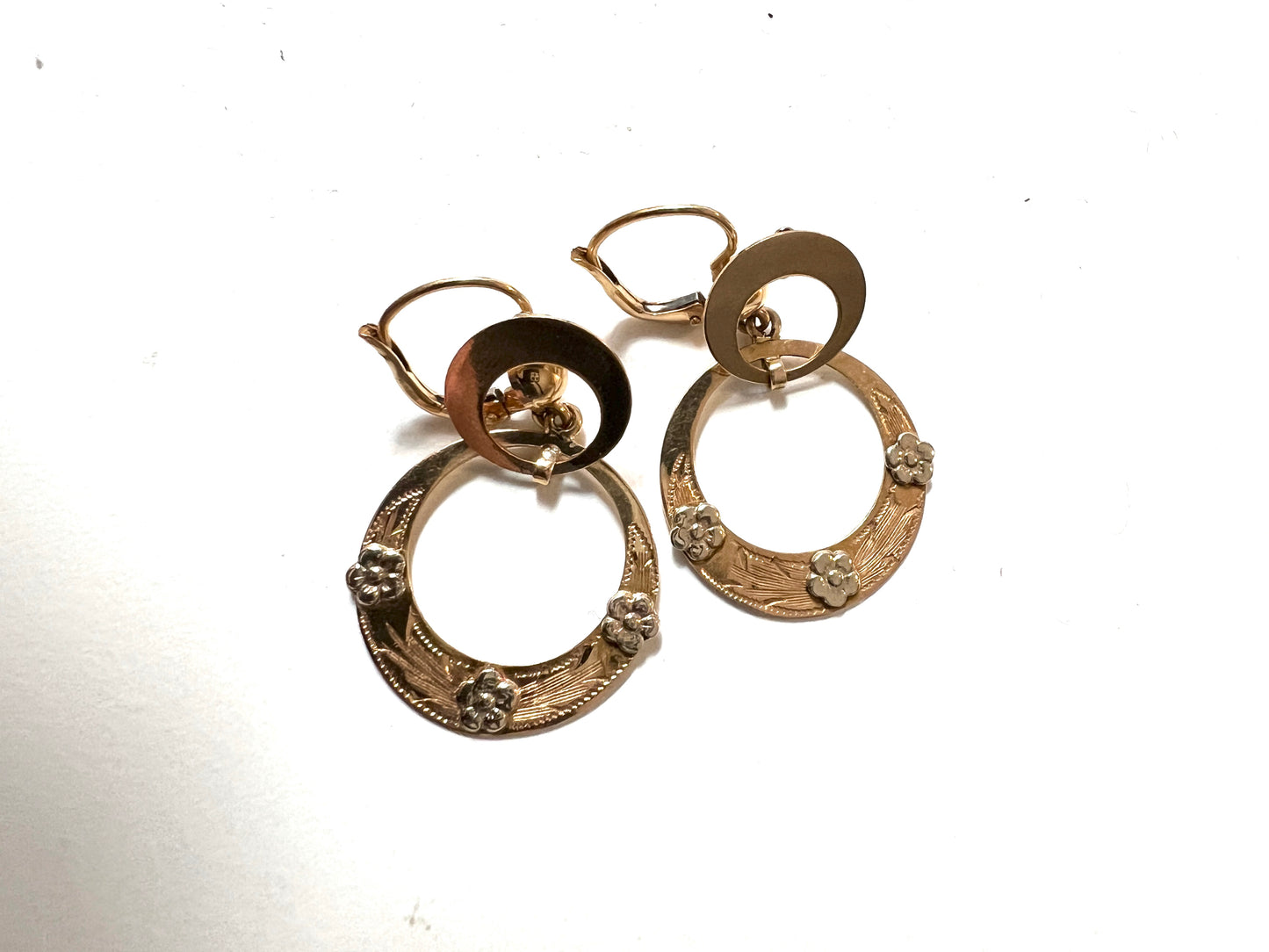 Varese, Italy c 1950s. Vintage Mid-century 18k Gold Earrings.