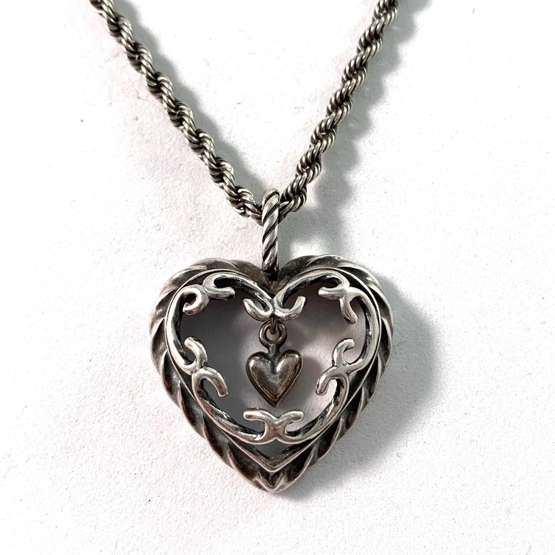 Kalevala Koru, Finland Vintage Sterling Silver Heart Pendant Necklace