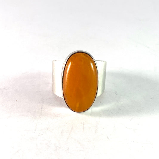 Acke R Tötterman, Sweden 1957 Sterling Silver Baltic Amber Ring. Signed.